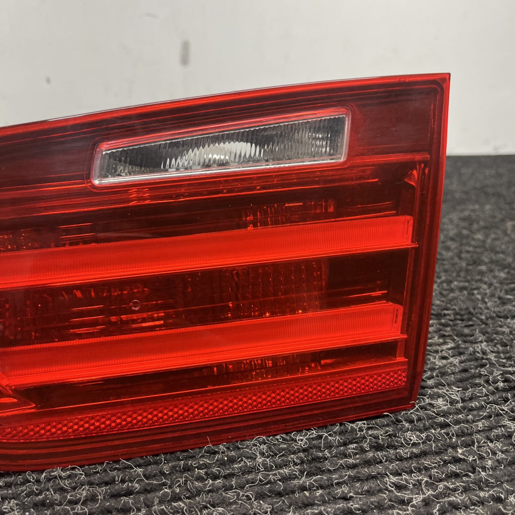 ☑️ 12-15 OEM BMW F30 F80 M3 Sedan Rear Passenger Side Inner Trunk Tail Light