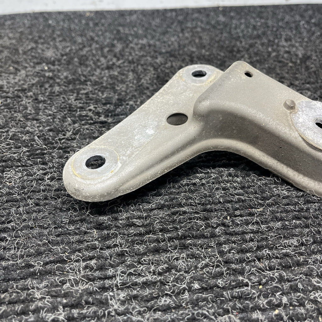 ☑️ BMW E90 E92 1/3 Series Auto Transmission Gearbox Support Mount Bracket OEM