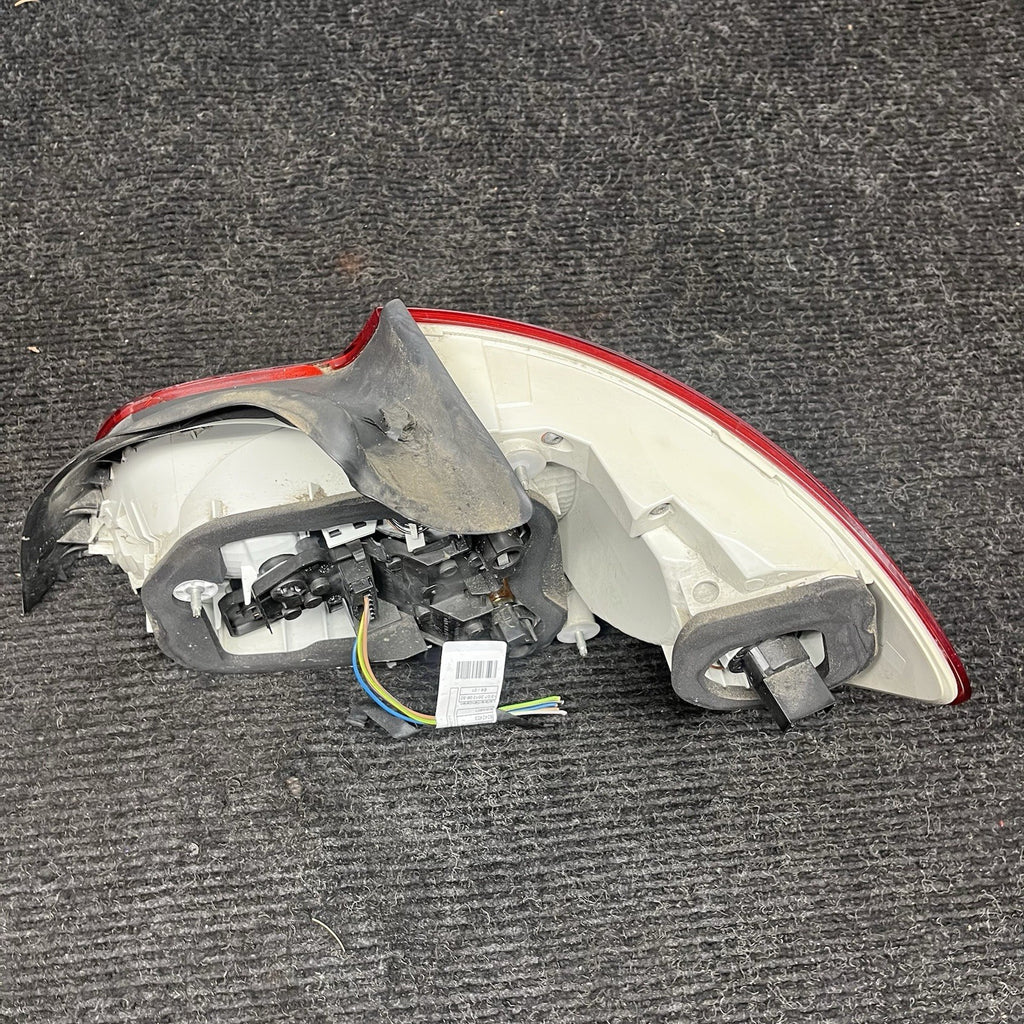 ☑️ 2011-2013 BMW 1-Series E82 E88 135i LCI Left Driver Side LED Tail Light OEM