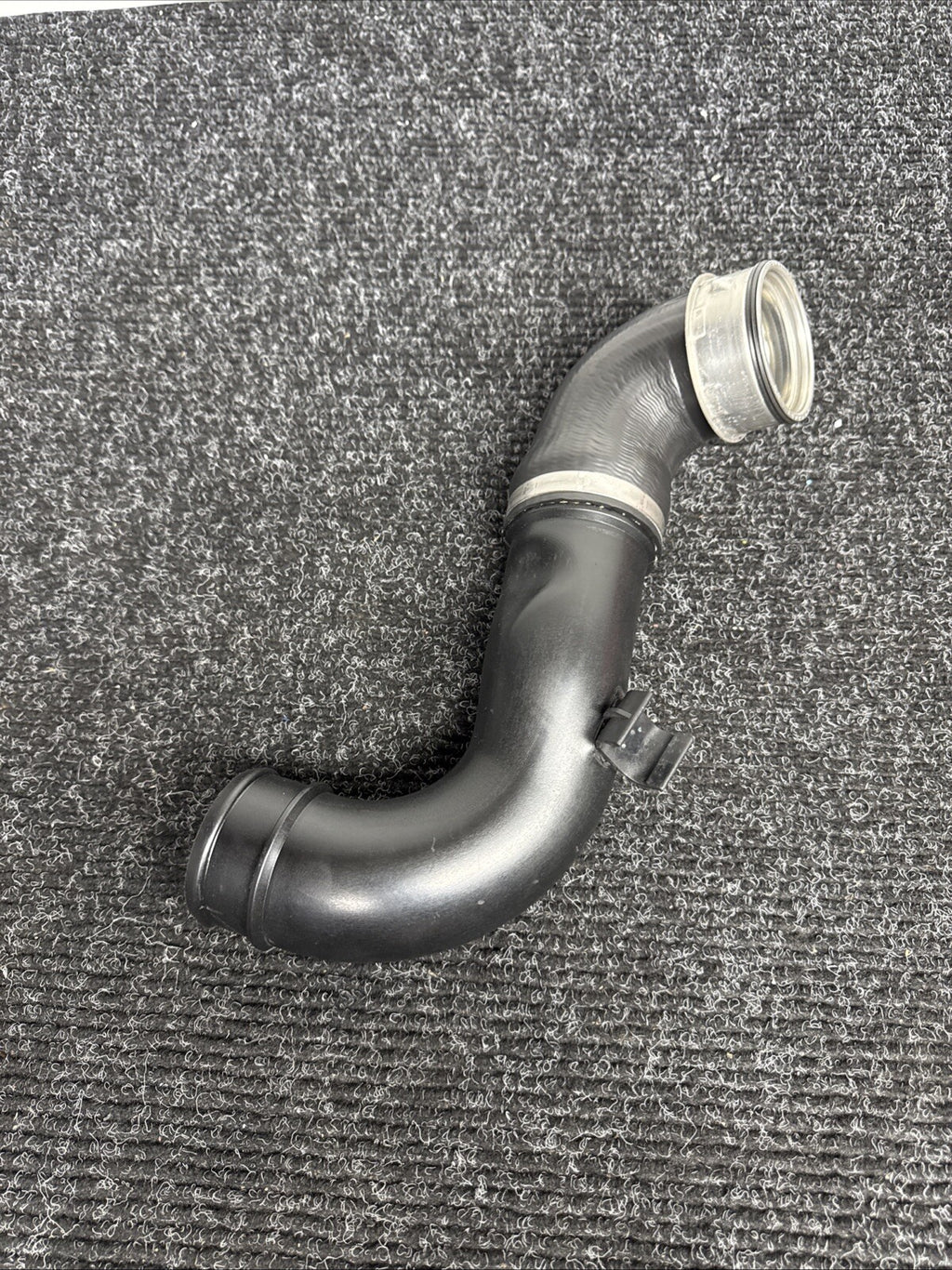 ☑️ 07-13 Bmw E90 135 335 Left Side Intercooler Charge Pipe Intake Pipe Tube Oem