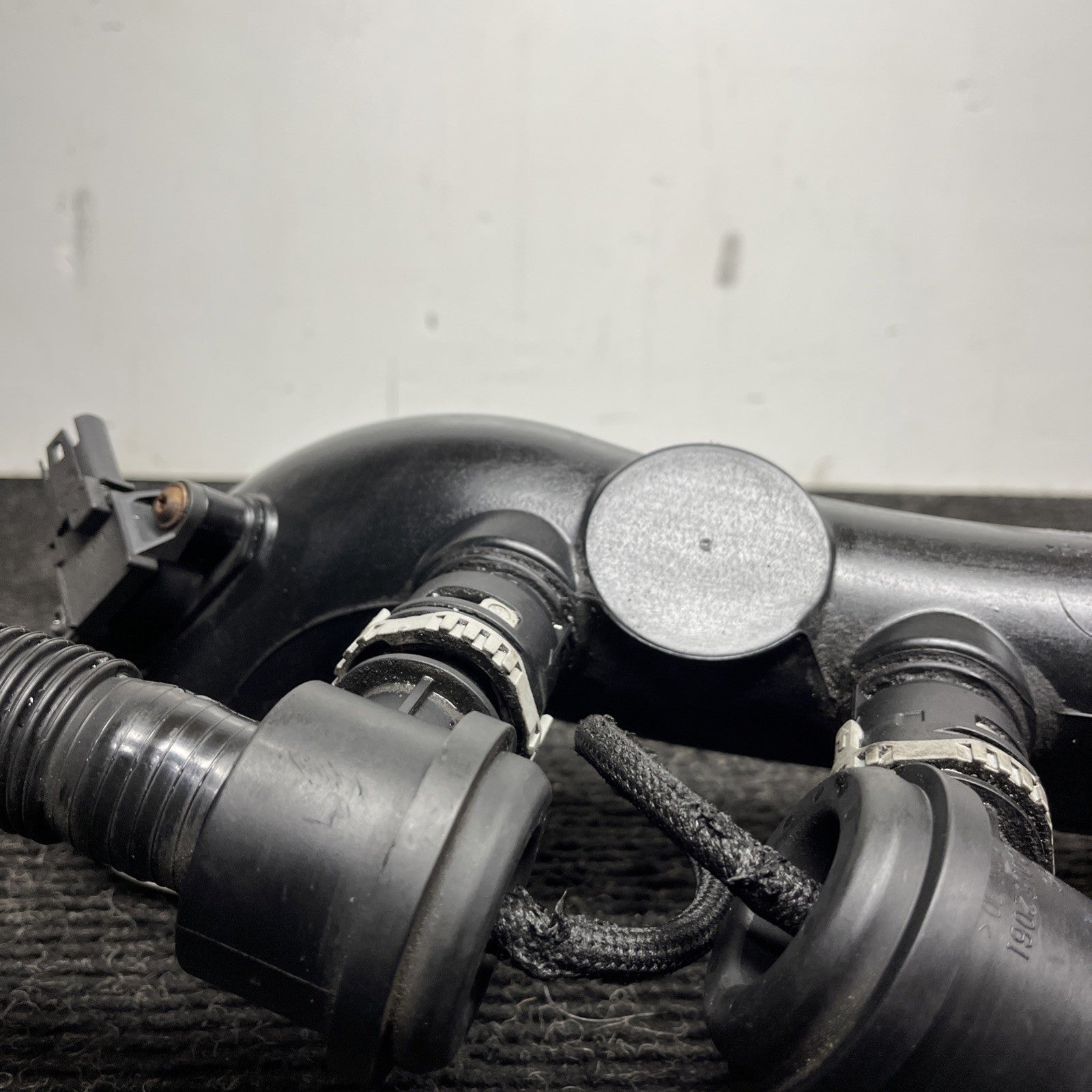 ☑️ BMW E90 E92 E93 E88 E82 N54 335iX 335i 135i Charge Air Induction Tract Pipe
