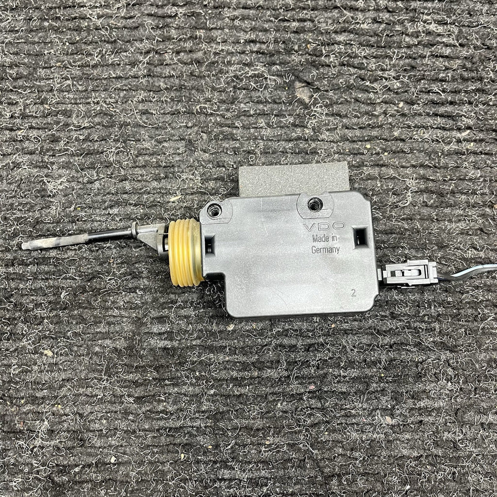 ☑️ BMW E36 92-96 Early Model Fuel Door Lock Actuator Gas Flap 8353013 M3 328 325