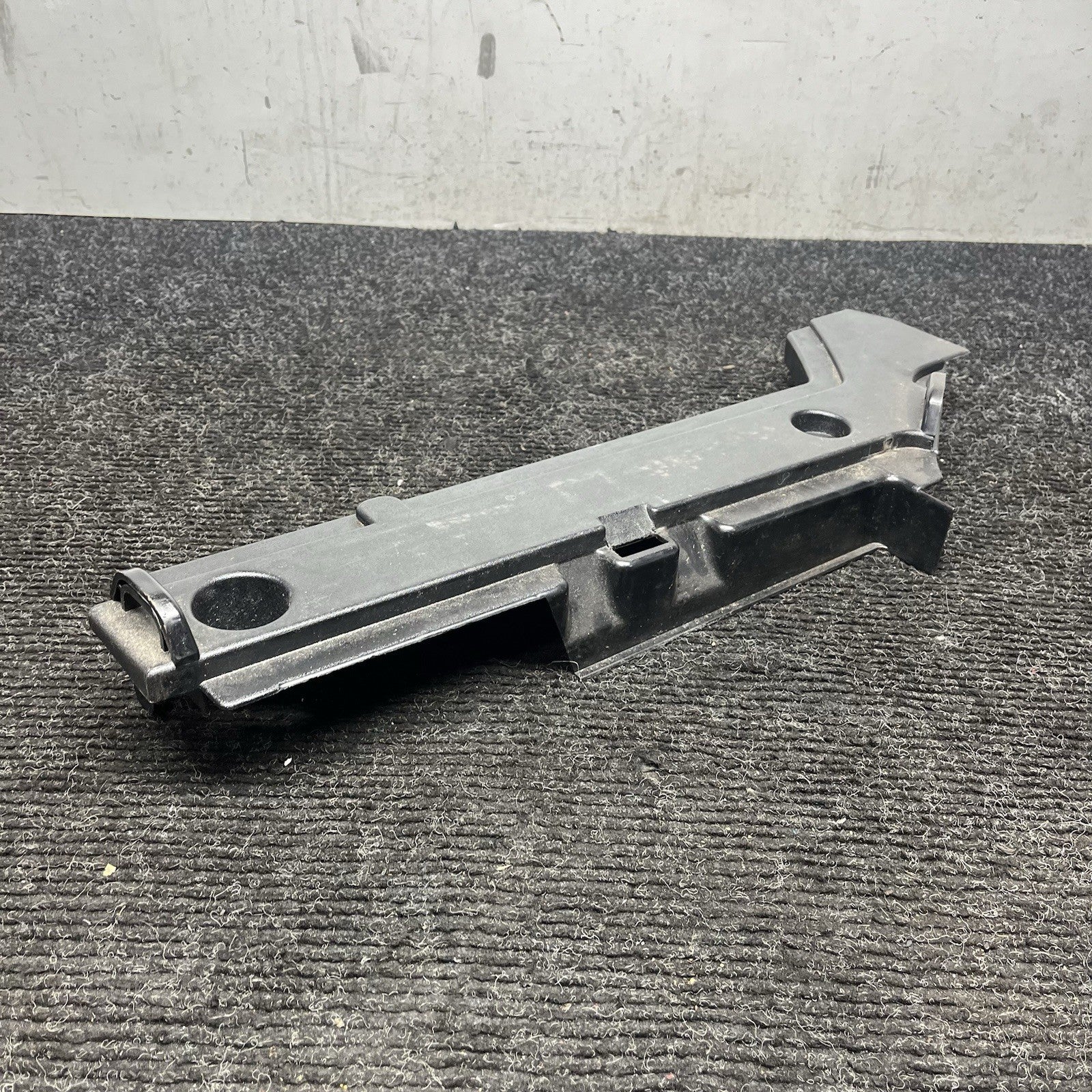 ☑️ BMW E36 Trunk Plastic TRIM COVER 325 328 M3 323 Right Side Frame OEM 8119232