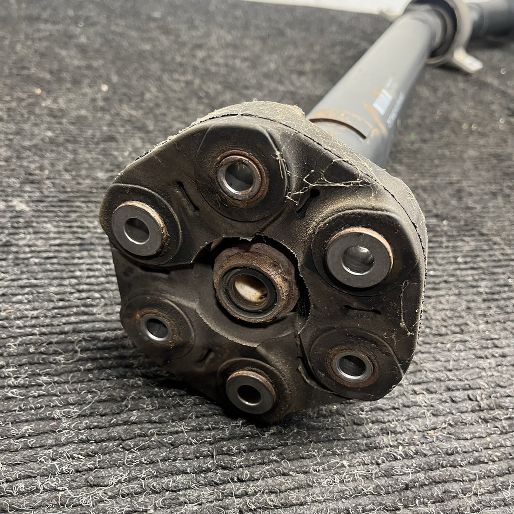 ☑️ 07-13 BMW 328i 328xi E90 X-Drive AWD Rear Drive Shaft Prop Shaft 7573482