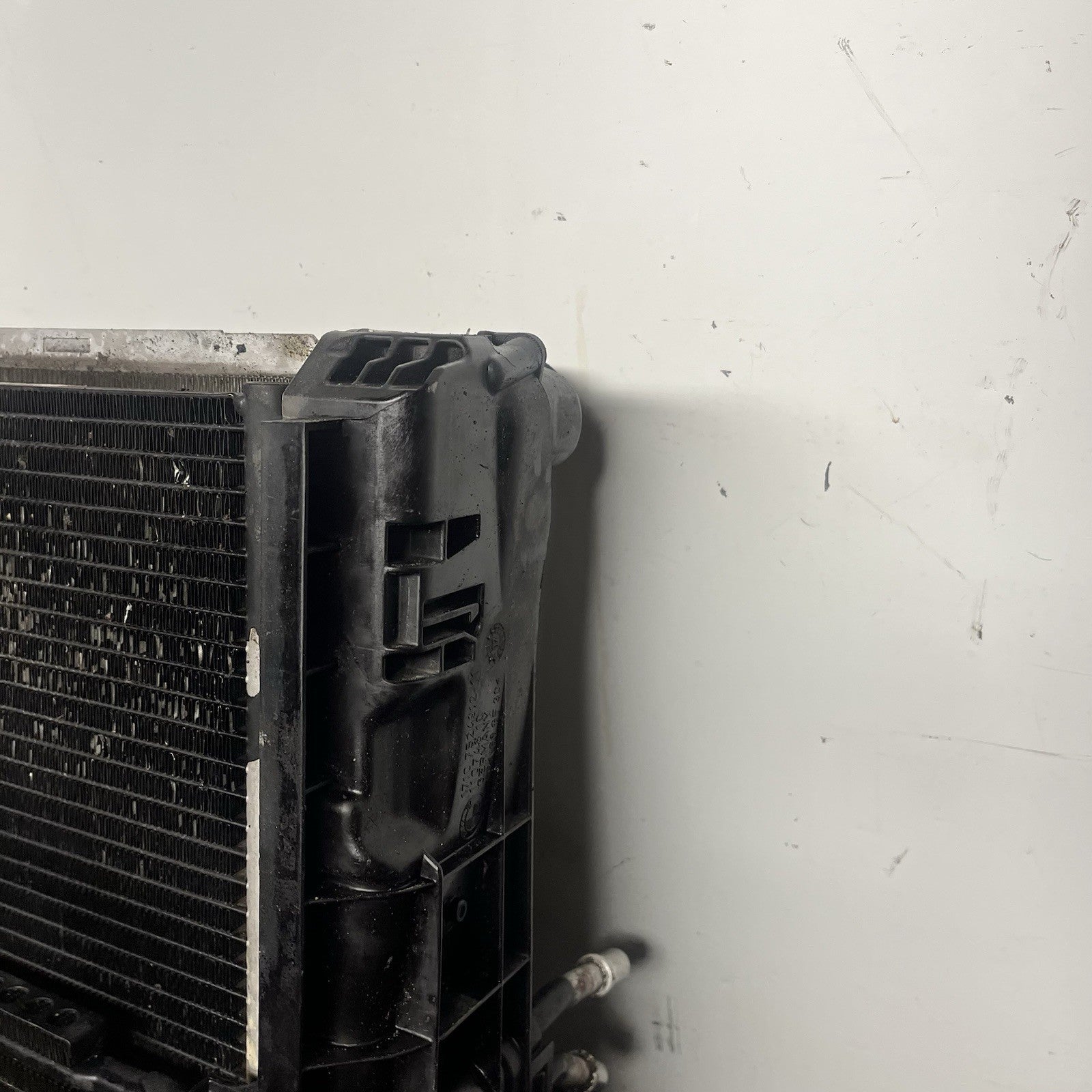 ☑️BMW E93 E92 E90 E82 328I N52 Engine Radiator Ac Condenser Assembly OEM