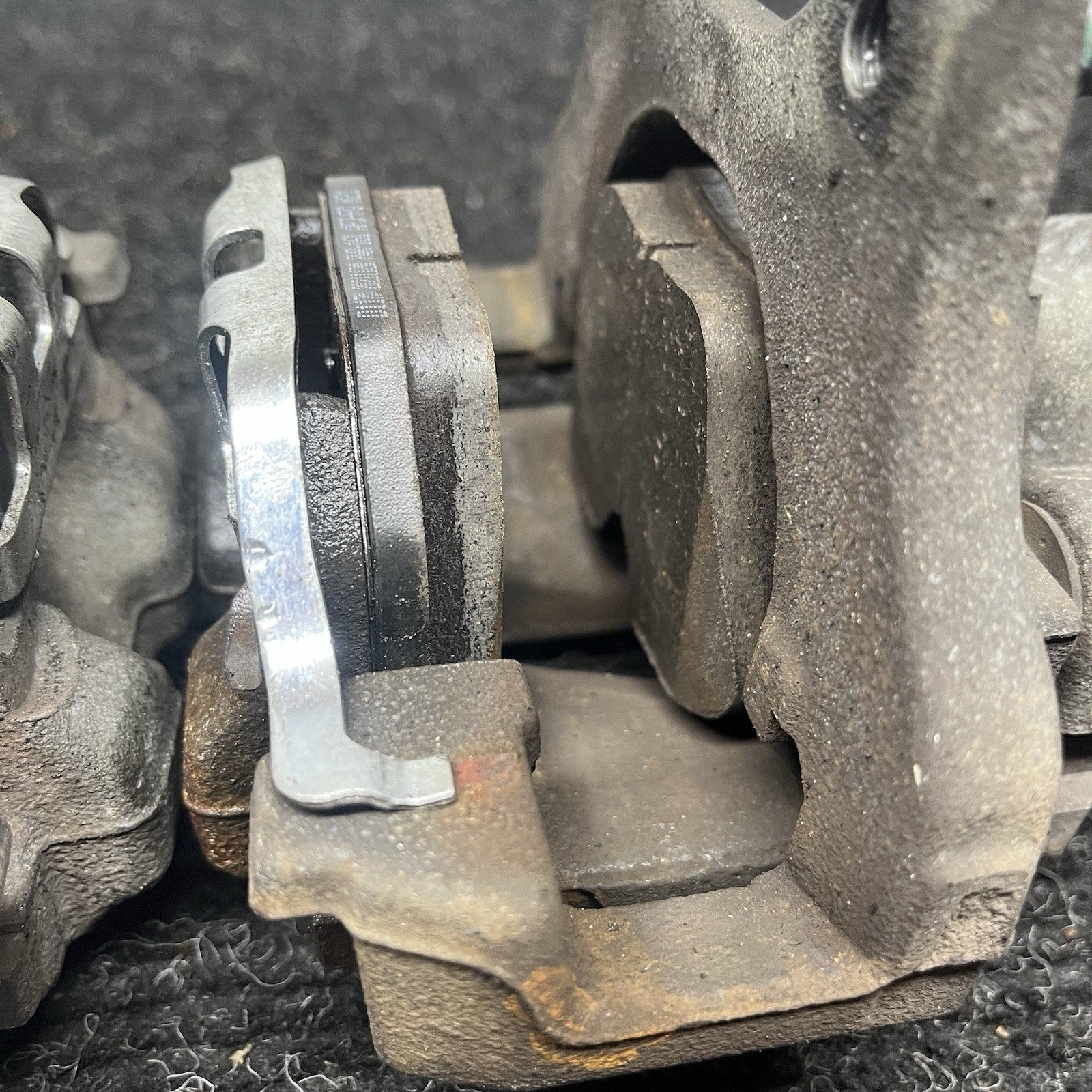 ☑️ 07-13 OEM BMW E90 E92 E93 335I Rear Left & Right Brake Calipers Pair Set
