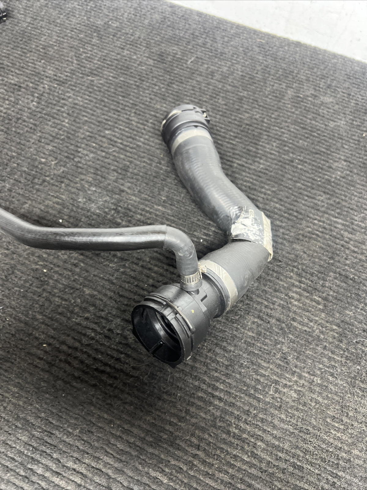 ☑️ BMW 2006-2013 E90 E92 E82 UPPER RADIATOR COOLANT HOSE COOLING LINE OEM