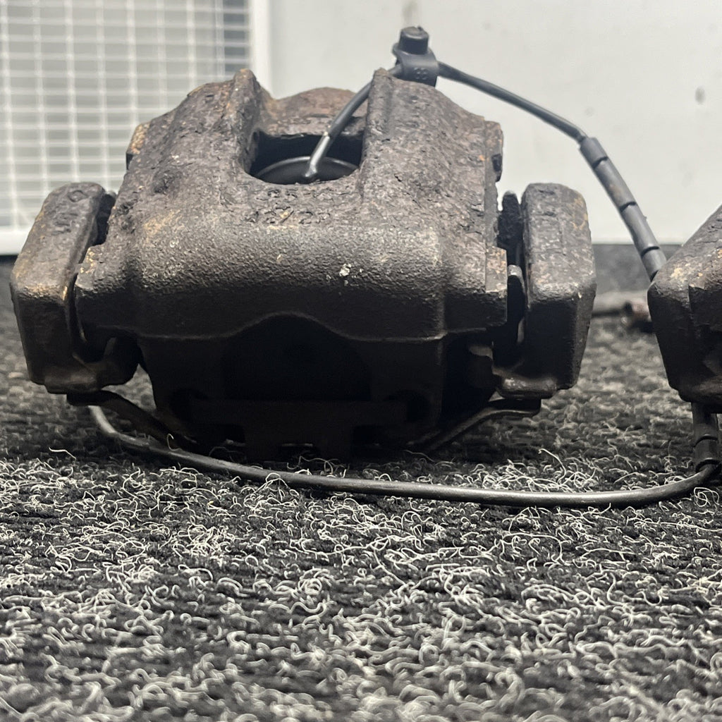 ☑️ 01-06 BMW E46 330i 330Ci RWD SET OF 2 REAR LEFT & RIGHT BRAKE CALIPER OEM