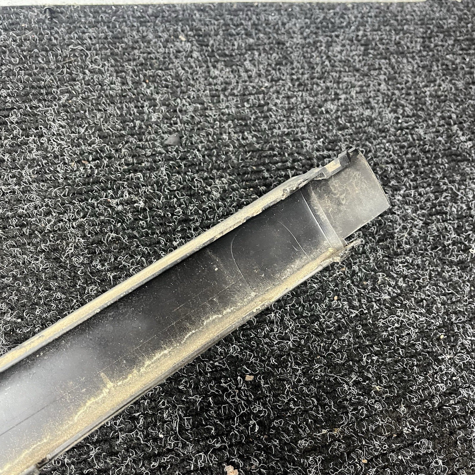 ☑️ 2002 BMW 325I E46 SEDAN REAR BUMPER TRIM MOLDING LEFT RIGHT CENTER 7030603