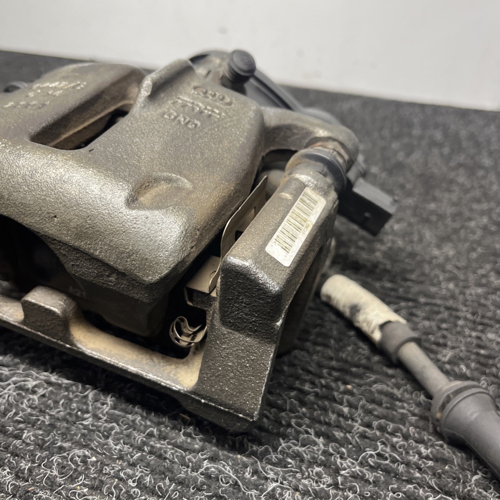 ☑️ 08-12 AUDI B8 A4 B8 A5 Q5 REAR BRAKE CALIPER MOTOR LEFT DRIVER OEM 062723