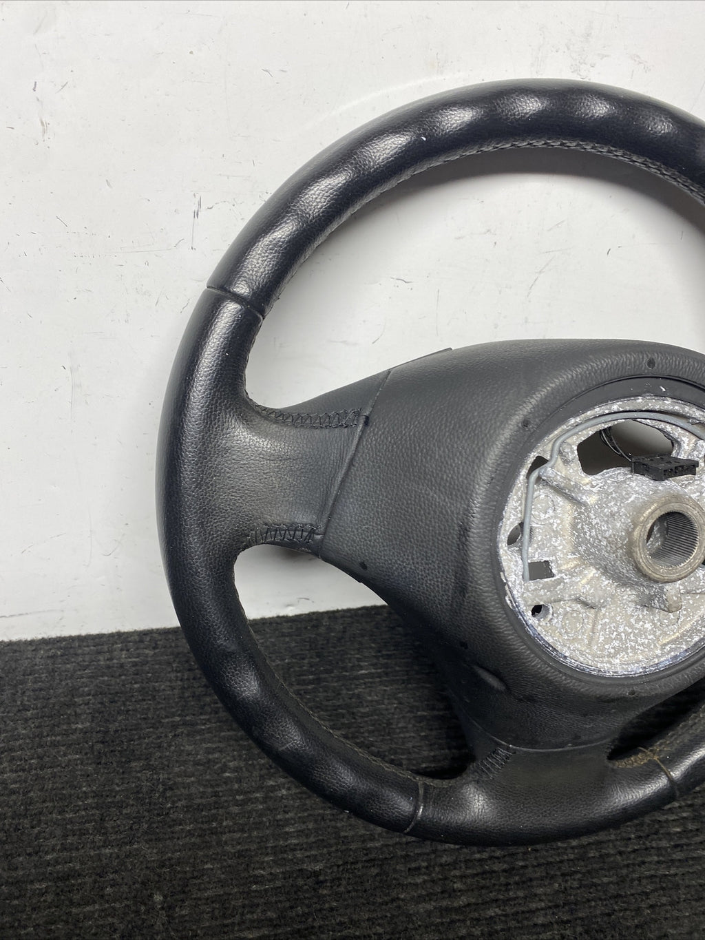 ☑️ 2011-2013 BMW 335d E90 Steering Wheel OEM