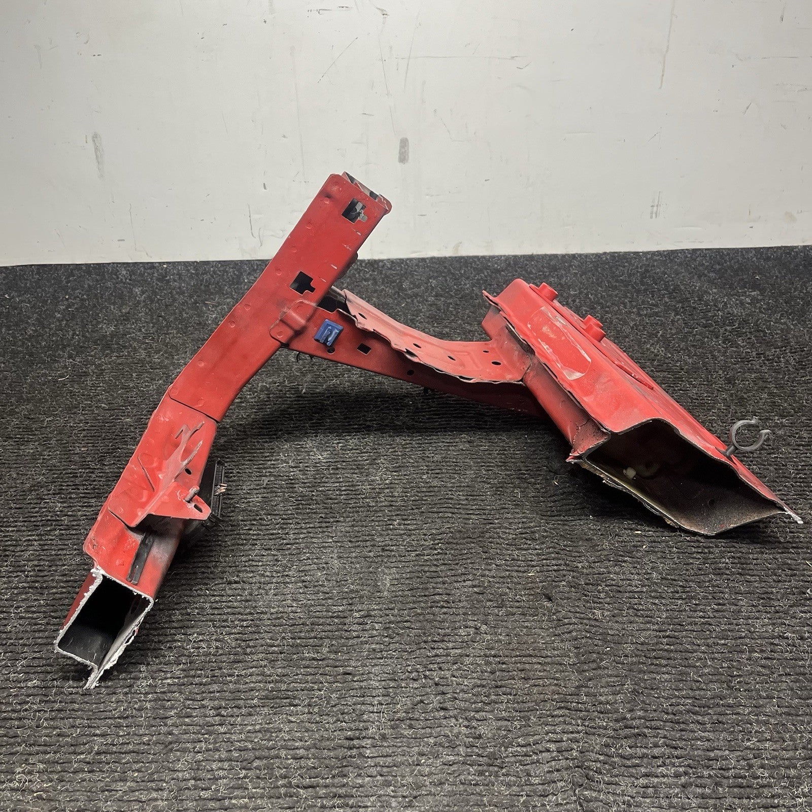☑️ 12-18 BMW F30 320i 328i 335i FRONT LEFT DRIVER SIDE FRAME RAIL CUT RED OEM