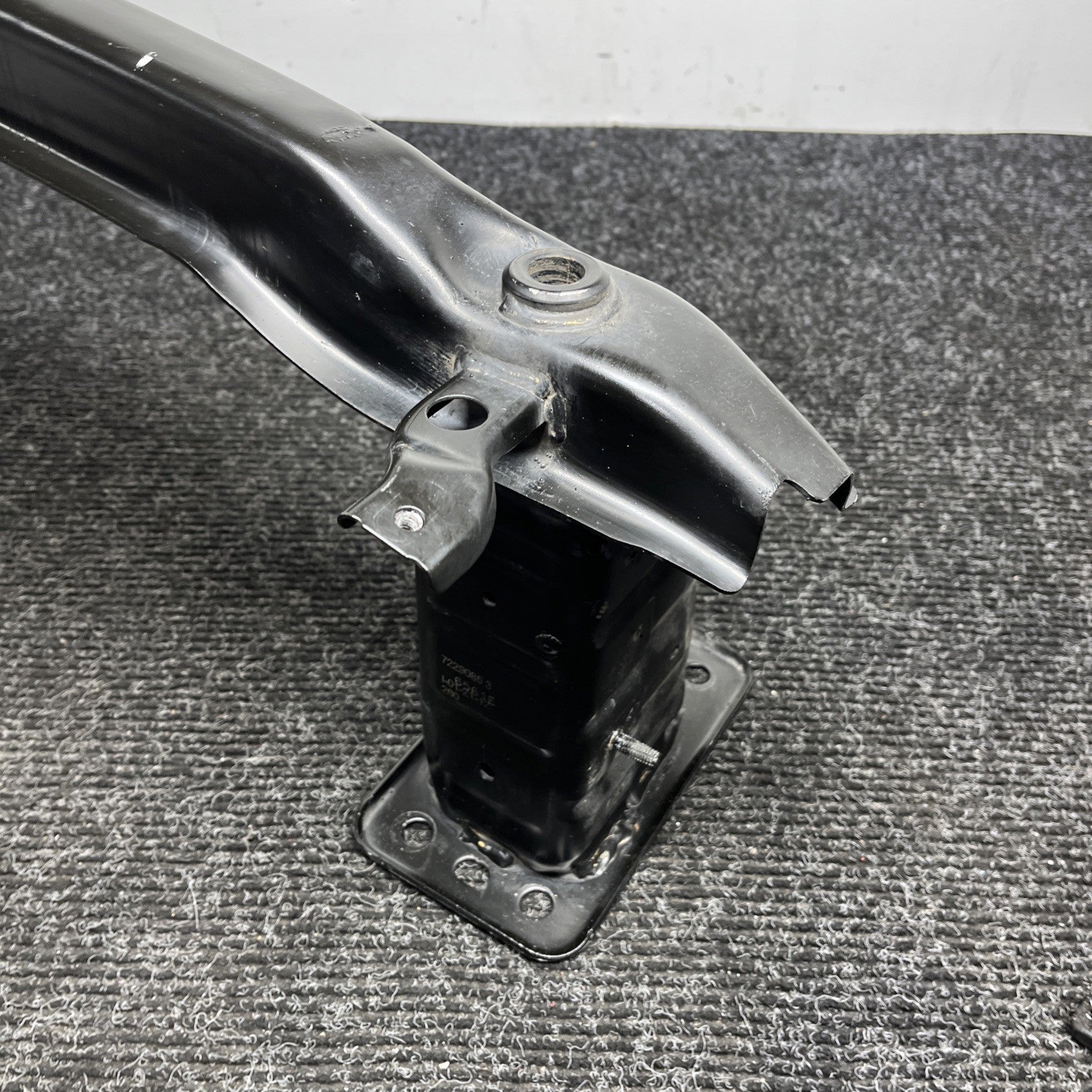 ☑️ 2011-2013 BMW X5 E70 Front Bumper Support Reinforcement Absorber Bar Beam OEM
