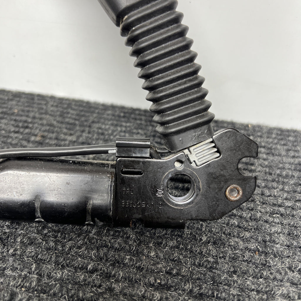 2005-2013 BMW 335XI E92 COUPE FRONT RIGHT PASSENGER SIDE SEAT BELT BUCKLE OEM