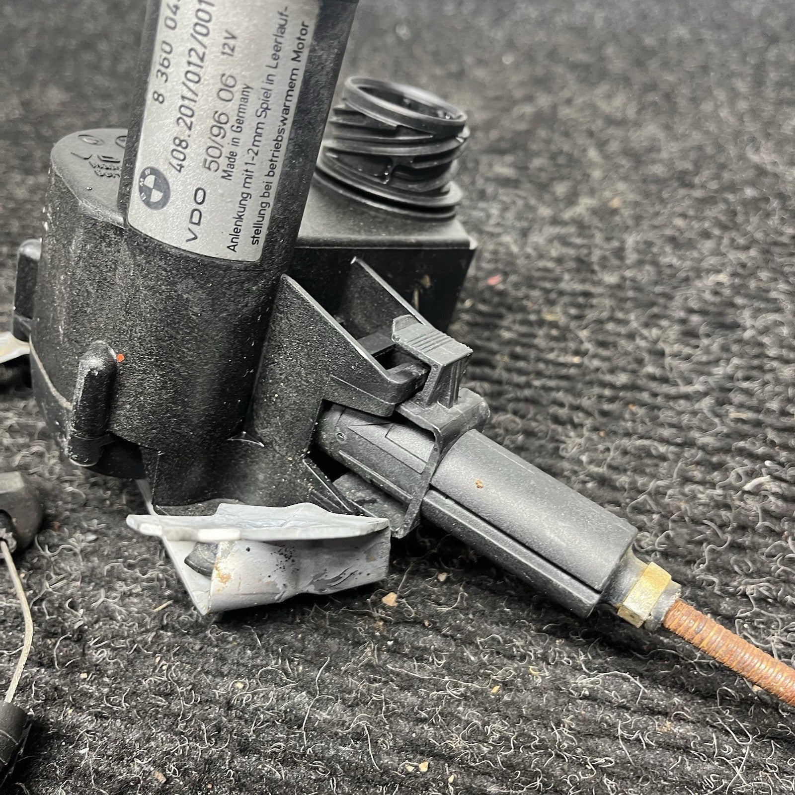 ☑️ 95-99 BMW E36 328ic 3-SERIES CRUISE CONTROL ACTUATOR MOTOR 8360043 OEM