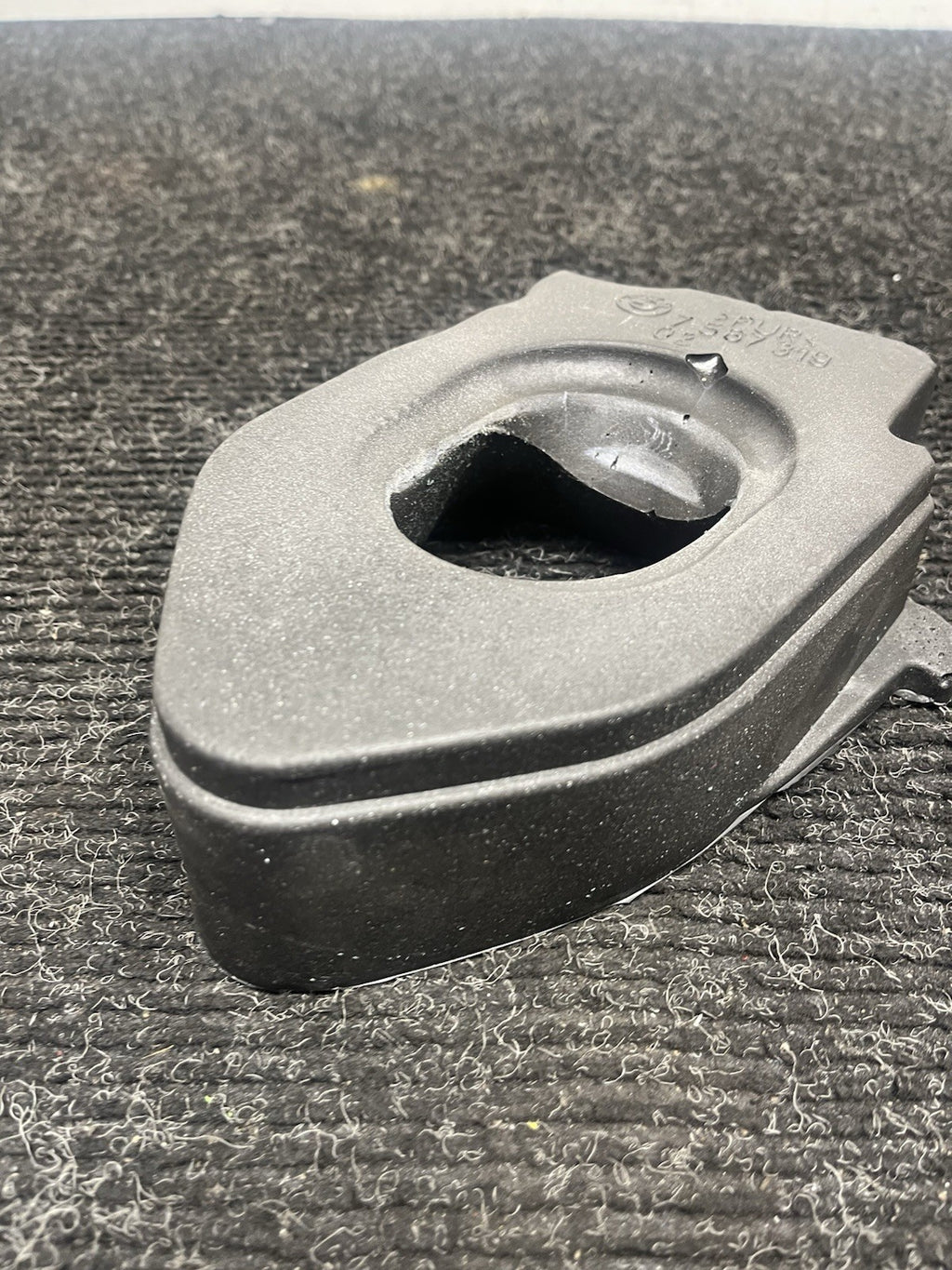 ☑️ 07-13 OEM BMW E90 E92 E93 335 M3 N54 N55 S65 MT Shifter Insert Foam Cover