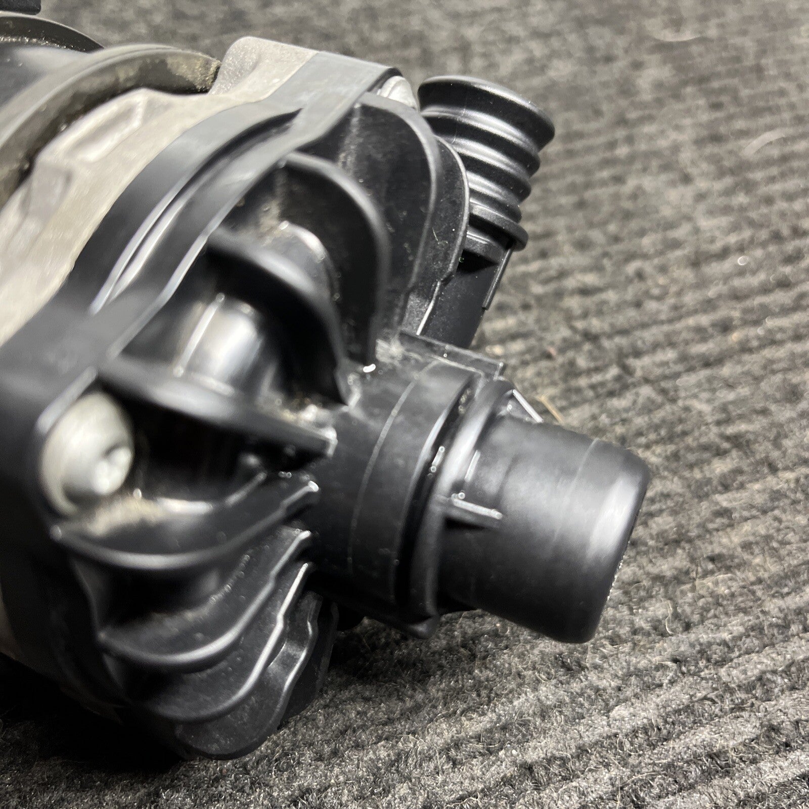 ☑️ 12-16 OEM BMW F22 F30 F34 F32 F36 M235 Auxiliary Electric Water Pump N55