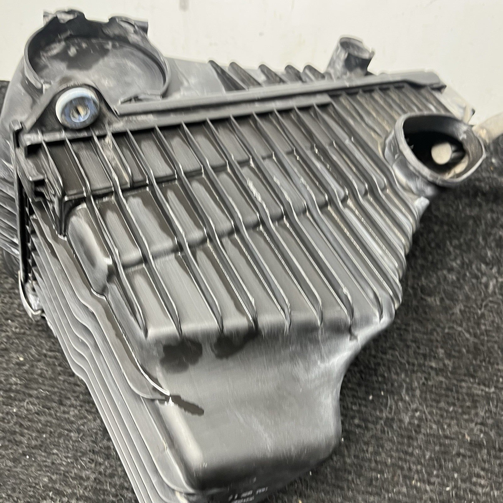 ☑️ 2011-2015 AUDI Q7 3.0 GAS ENGINE AIR INTAKE CLEANER FILTER BOX ASSEMBLY OEM