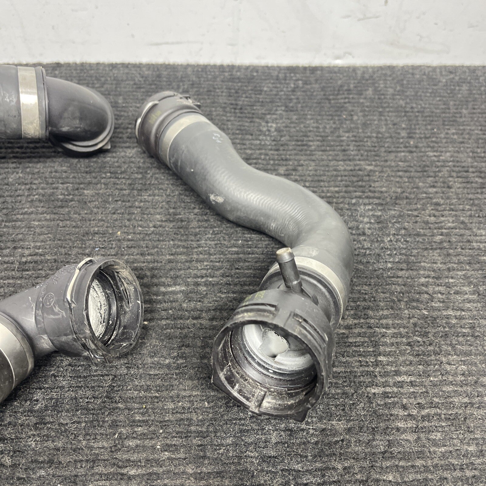 ☑️ 2011-2013 BMW E82 E90 E92 E93 N55 Upper & Lower Radiator Coolant Hose Pipe