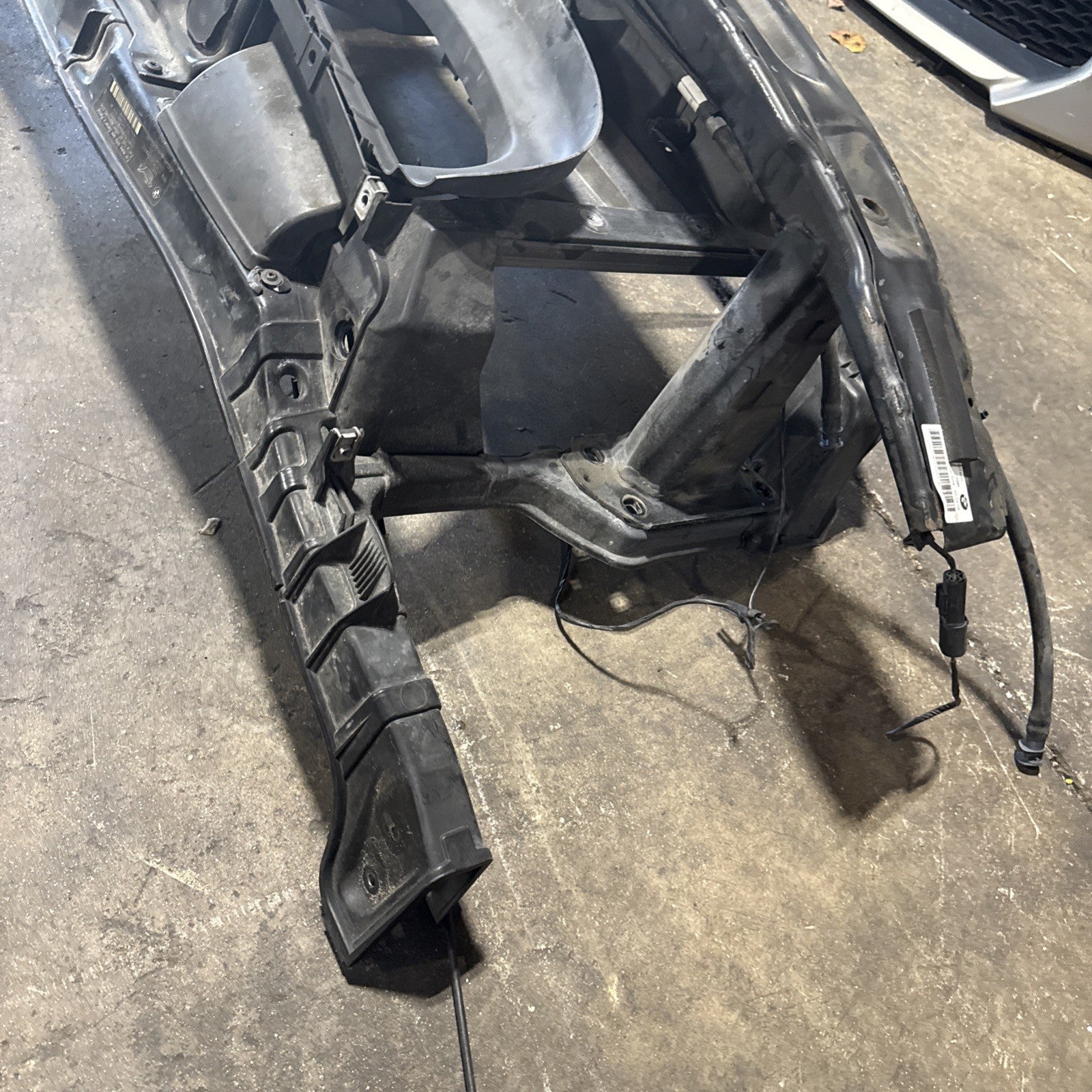 ☑️ Front Core Radiator Support OEM BMW E82 E88 135i 128i W/ REINFORCEMENT BAR