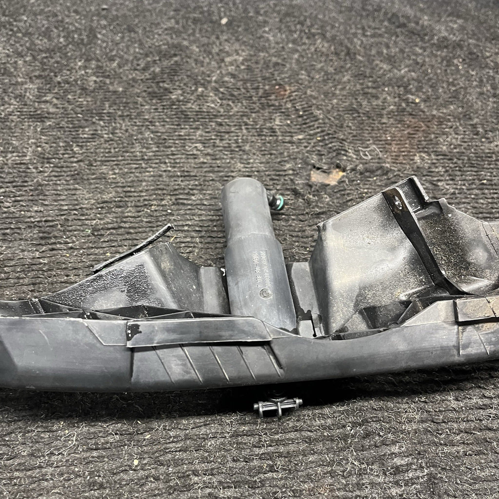 ☑️ 09-11 BMW E90 328i 335d Front Right Headlight Arm Bracket Mount 7138402 OEM