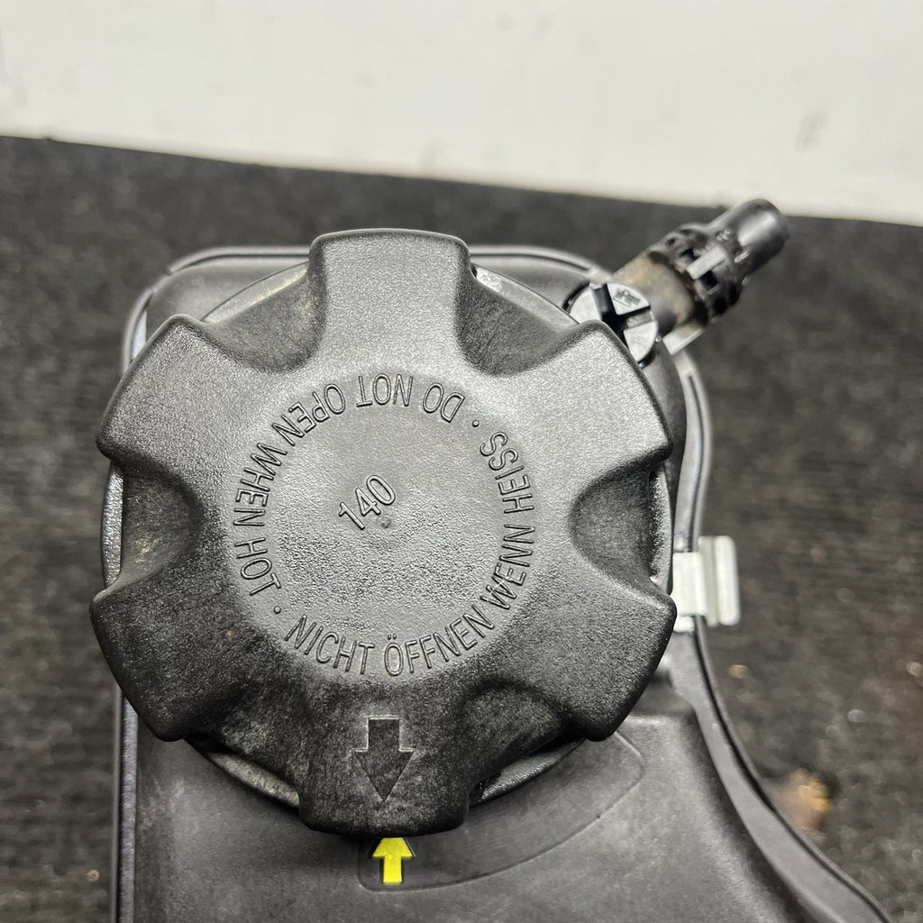 ☑️ 06-13 BMW E82 E88 E90 E92 E93 Radiator Expansion Tank Coolant Reservoir OEM
