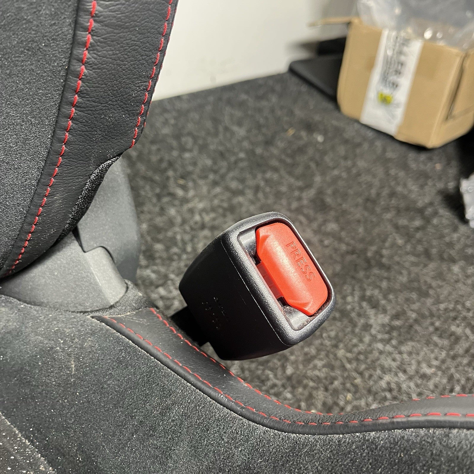 ☑️ 2022-2025 Subaru Brz Front Right Passenger Seat 64150CC060VL BLACK RED SUEDE