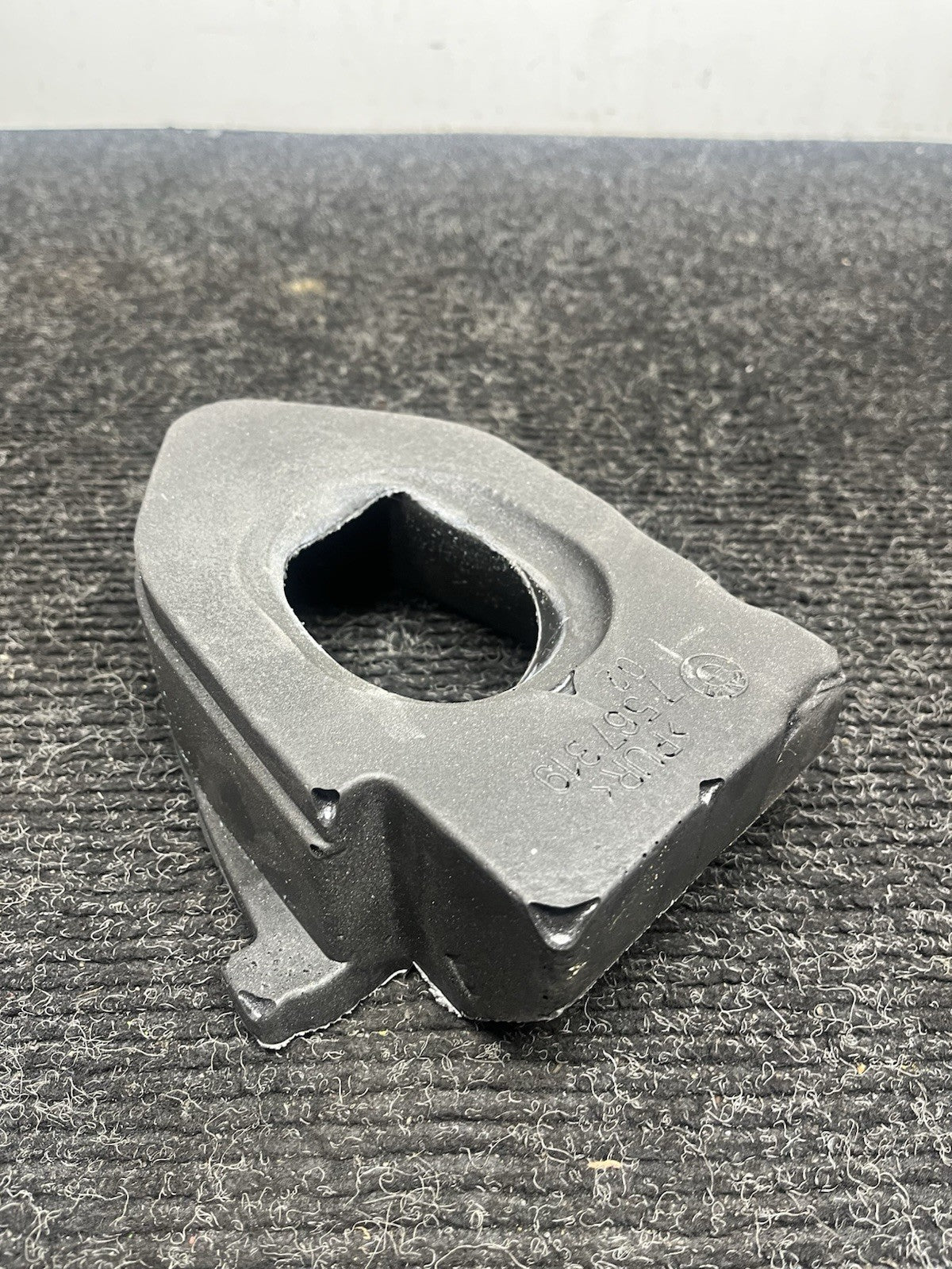 ☑️ 07-13 OEM BMW E90 E92 E93 335 M3 N54 N55 S65 MT Shifter Insert Foam Cover