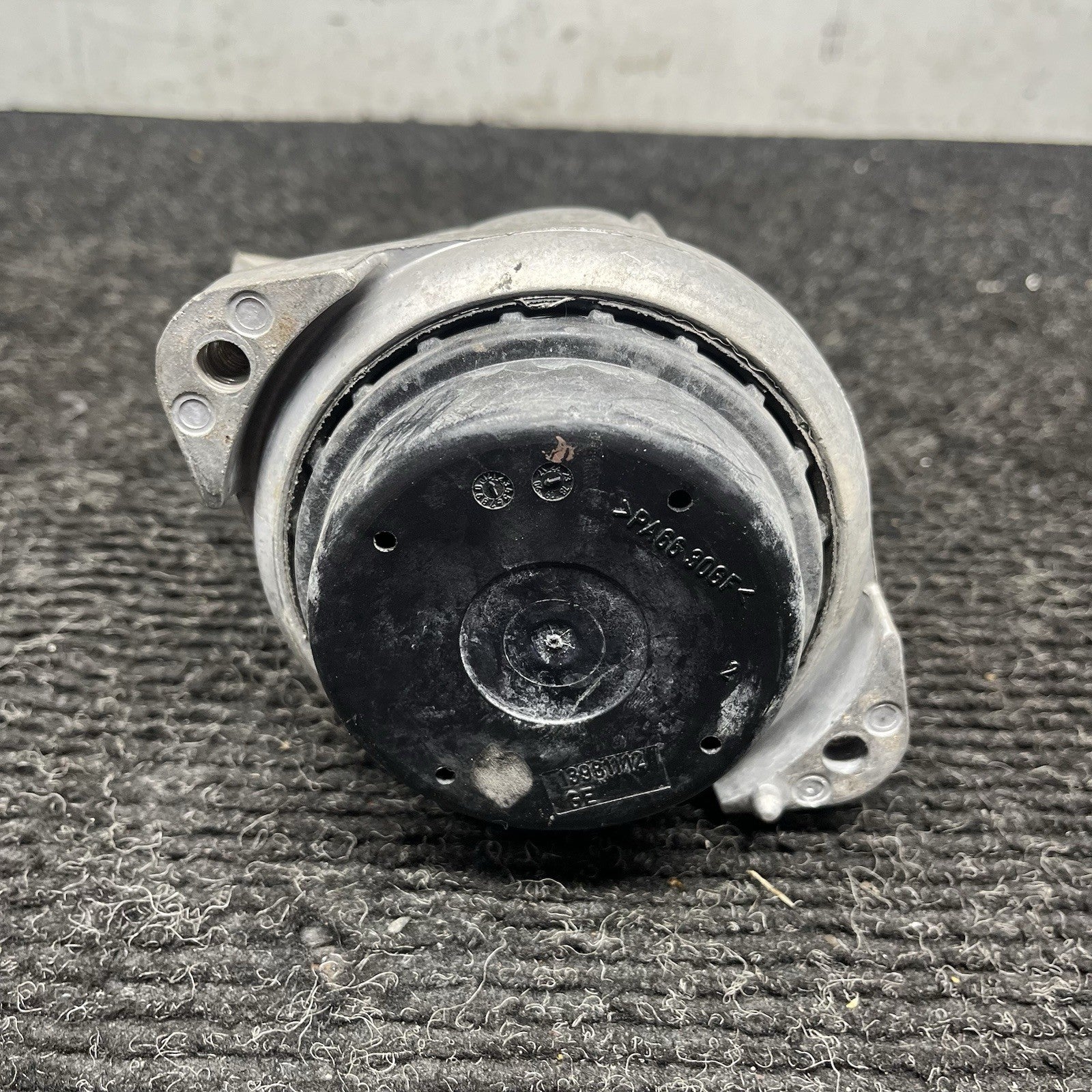 ☑️ OEM 2007-2013 BMW 328i 335i E90 E92 E93 Driver Engine Mount OEM