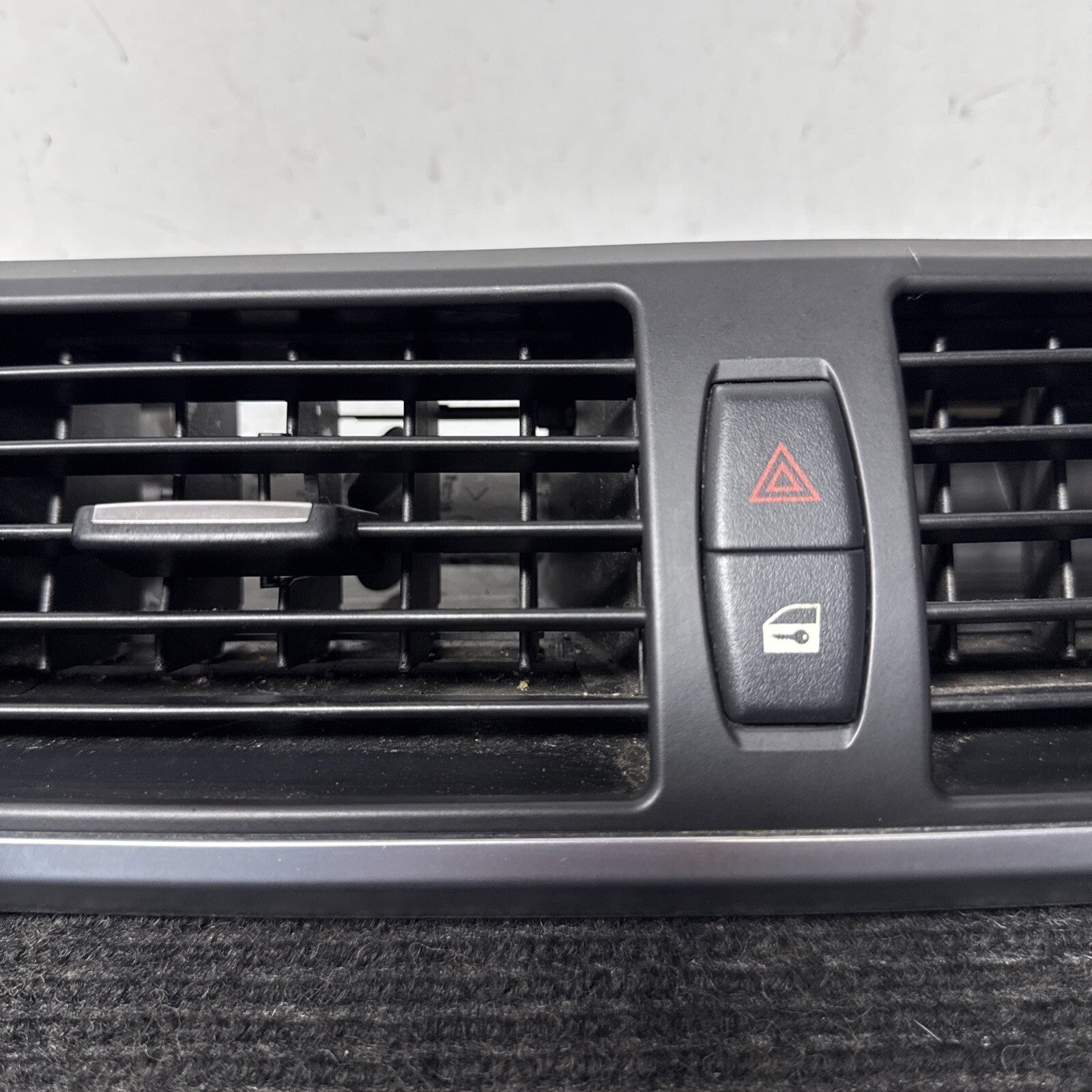 ☑️07-14 BMW E70 E71 X5 X6 Front Center In Dash Air Vent Ac Heat Duct 9210705 OEM