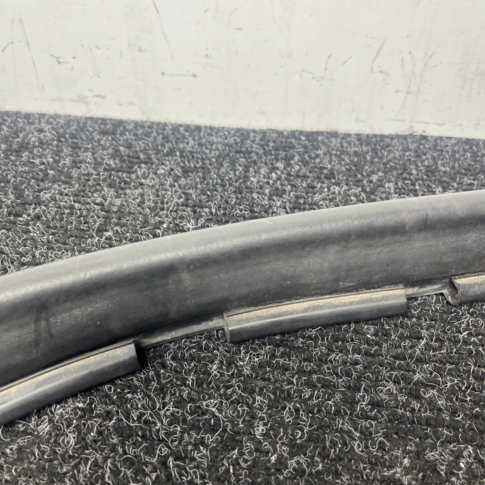 ☑️REAR HOOD BONNET WEATHERSTRIP COWL RUBBER SEAL OEM 2012-18 BMW 340 XI F30 F32