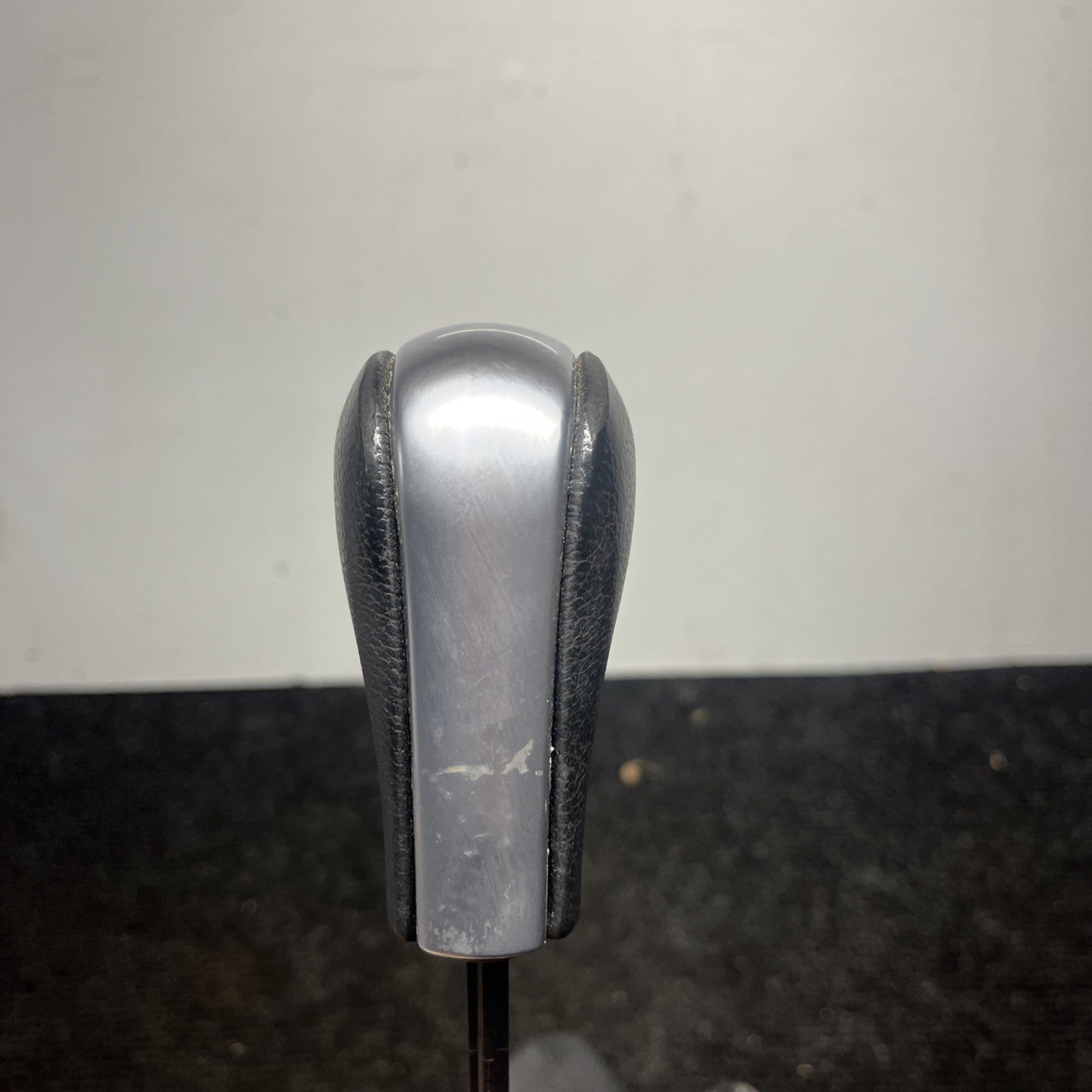 ☑️ 06-13 BMW E92 E90 GEAR SHIFTER TRIM BEZEL AUTO W/CLEAN SHIFT KNOB OEM