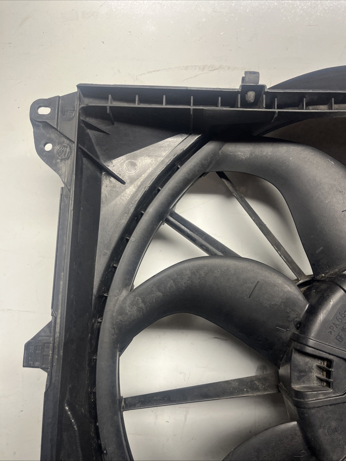☑️ 07-13 OEM BMW E88 E90 E92 N54 N55 Engine Radiator Cooling Auxiliary Fan 600W