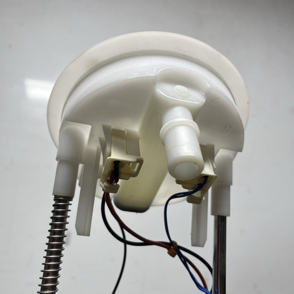 ☑️ 06-13 BMW E82 E88 E90 E91 E92 E93 135I 335I Fuel Pump OE