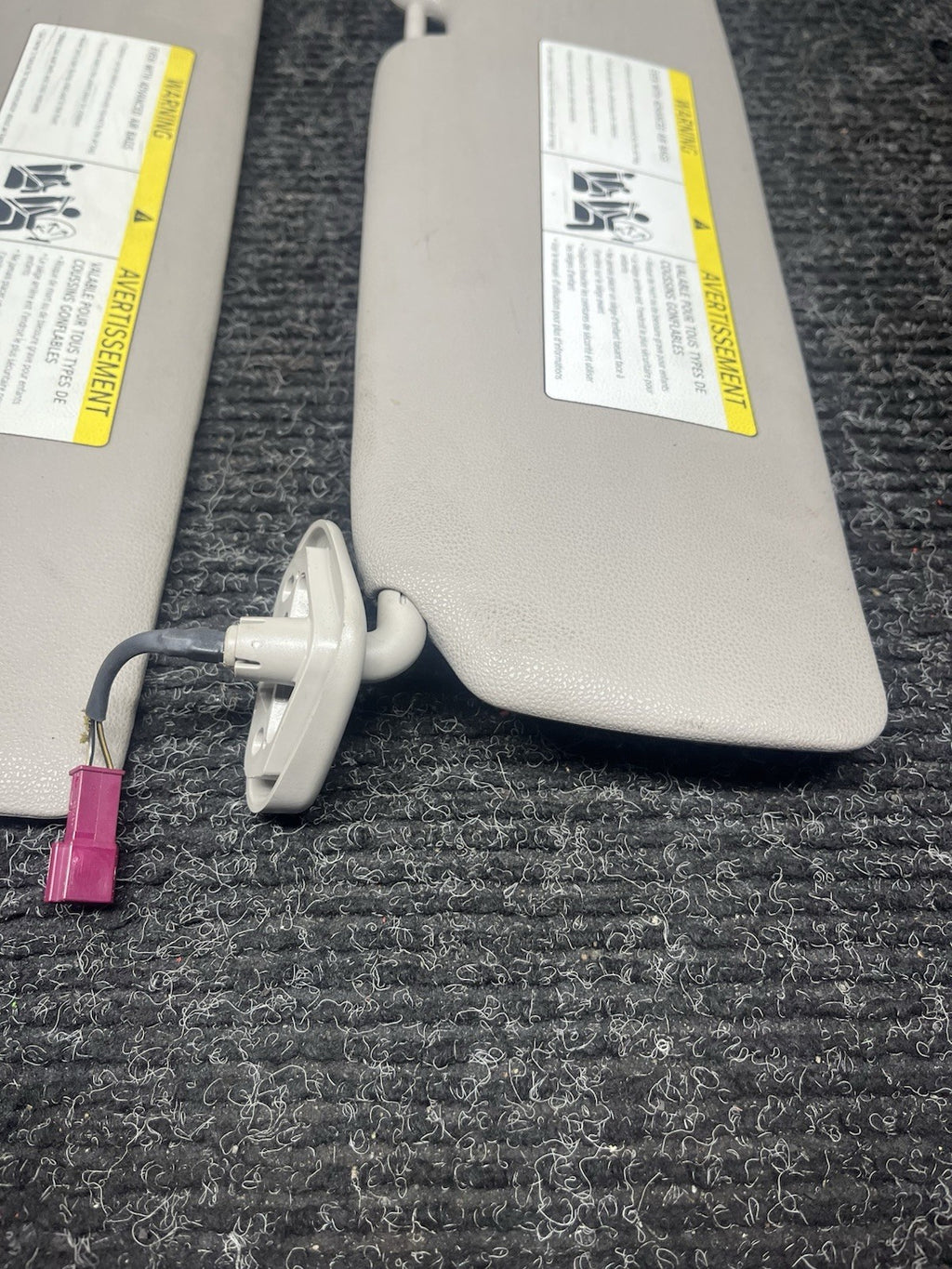 ☑️ 2006-2013 BMW E82 Sun Visor Shade Set Visors Left Right Pair Gray OEM