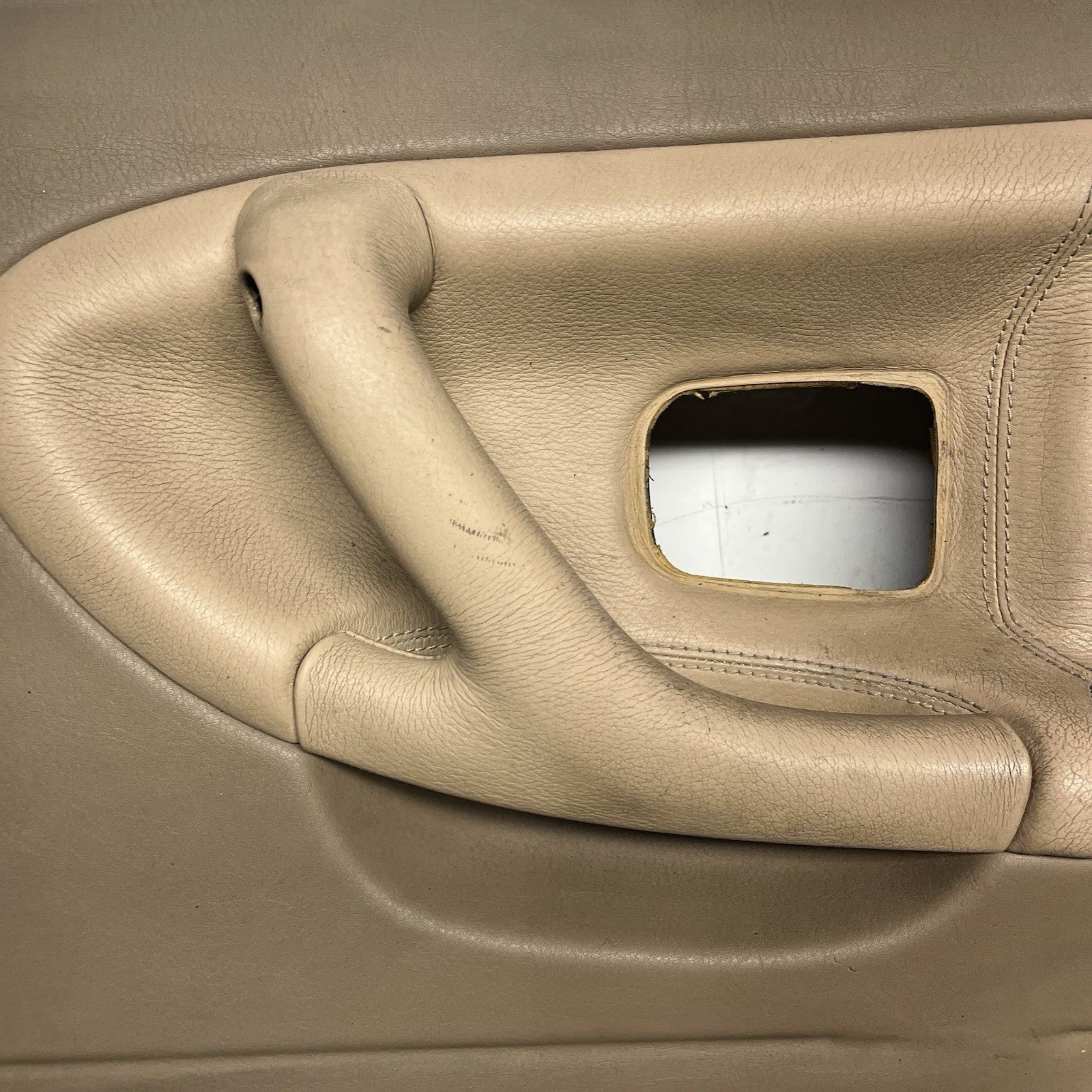 ☑️ 1994-99 BMW E36 PASSENGER SIDE DOOR PANEL RIGHT BEIGE CARD CONVERTIBLE COUPE