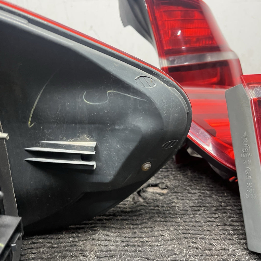 ☑️ BMW X5 E70 2010–2013 Lci Tail Lights Inner & Outer Set (4pcs) OEM