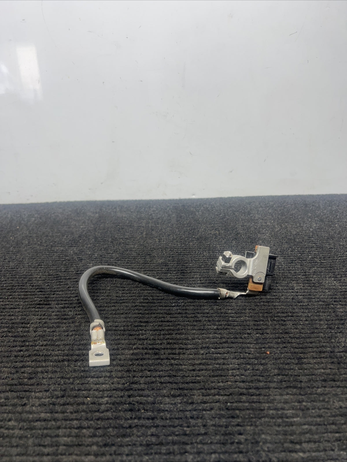 BMW F20 F22 F30 F32 1/2/3/4 Series Negative Cable Terminal IBS Sensor OEM 81k