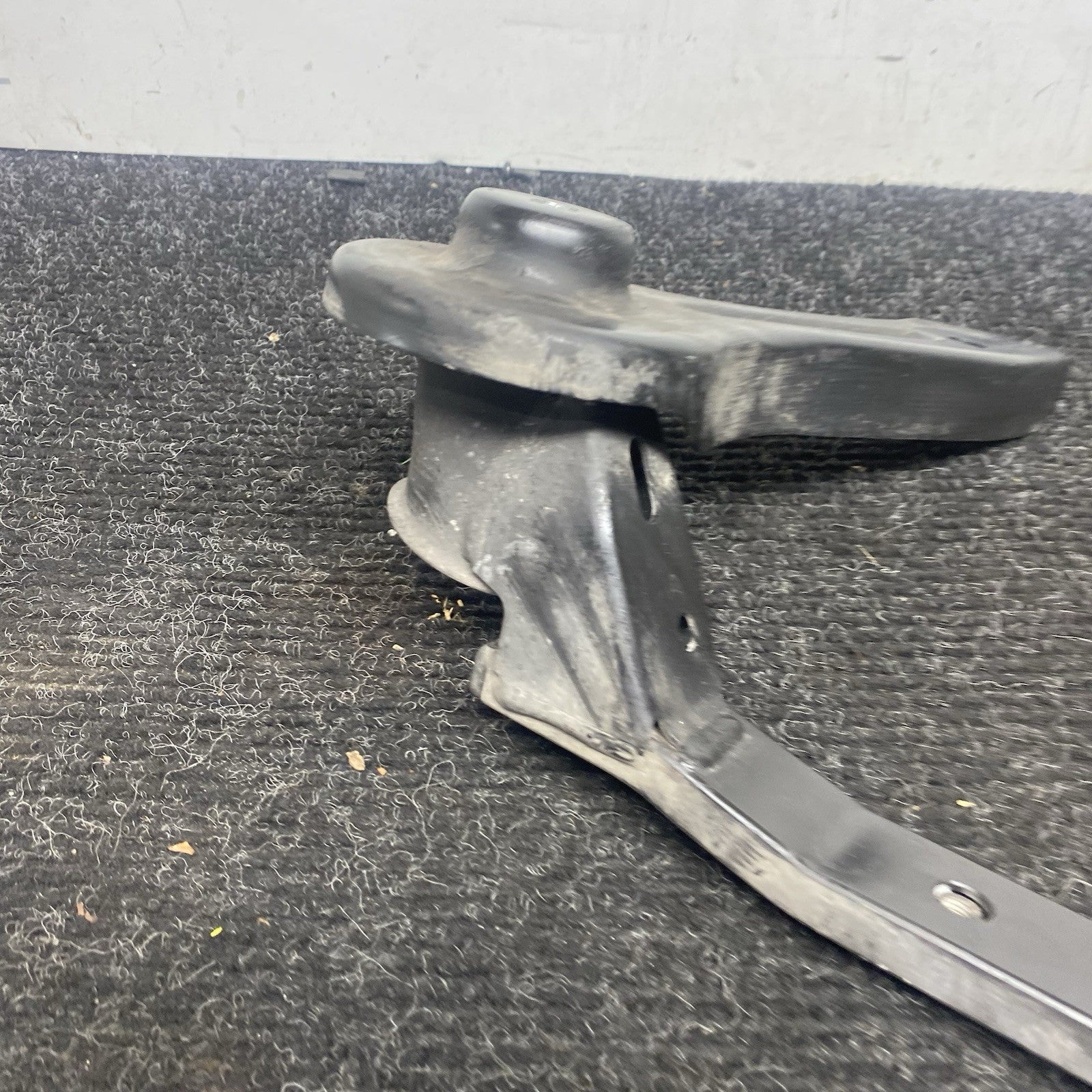 ☑️ 08-13 Bmw E90 M3 Rear Left Suspension Reinforcement Rod Bar Brace Oem