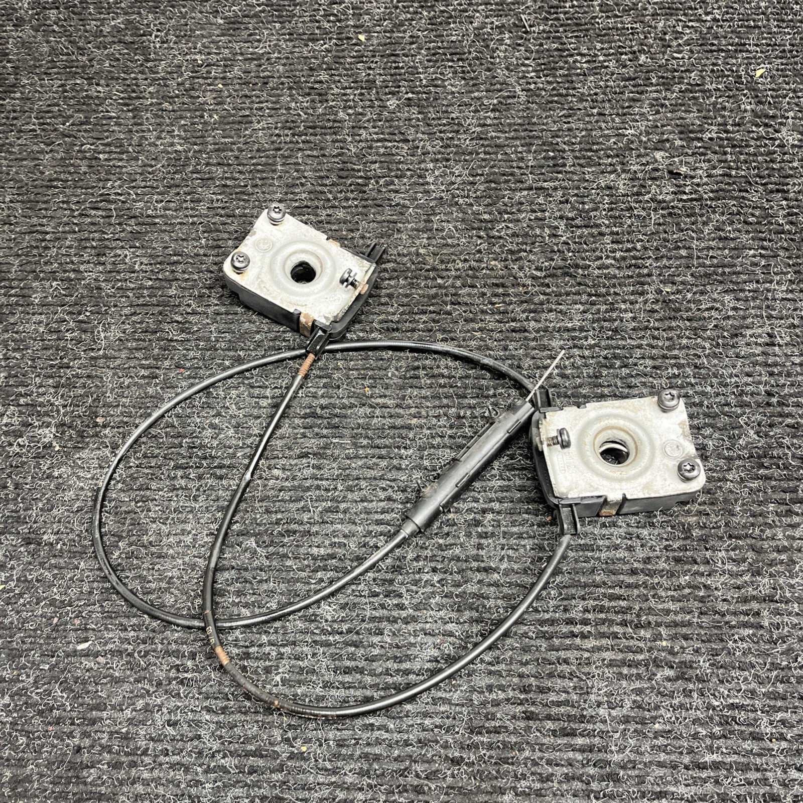 ☑️ 01-06 BMW E46 M3 HOOD LATCHES ACTUATORS OEM KIT SET RELEASE CABLES