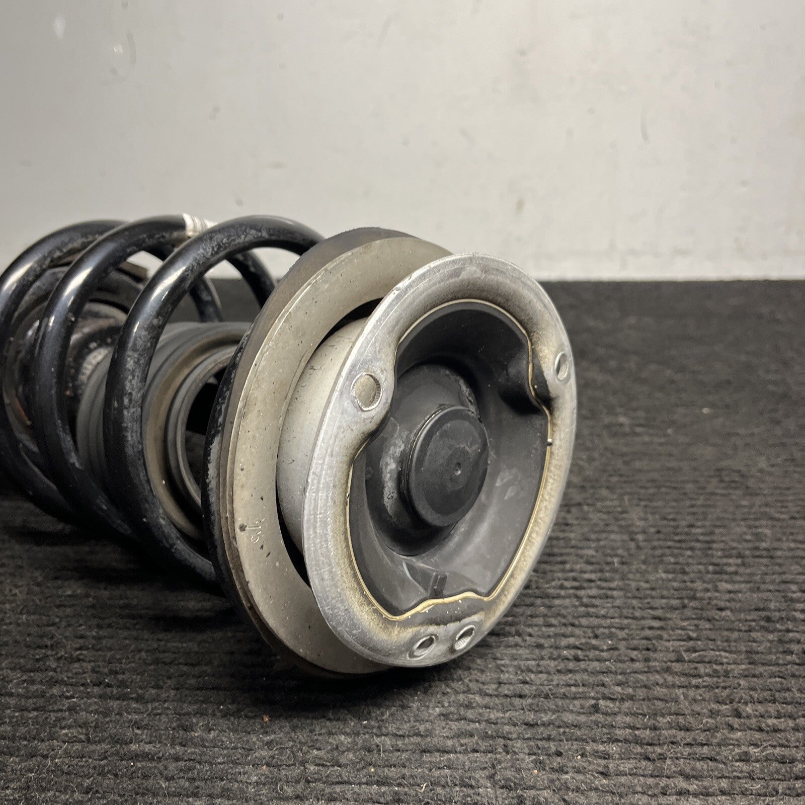 ☑️ 08-13 OEM BMW E88 Convertible 135 Front Driver Side M SPORT 76k Strut