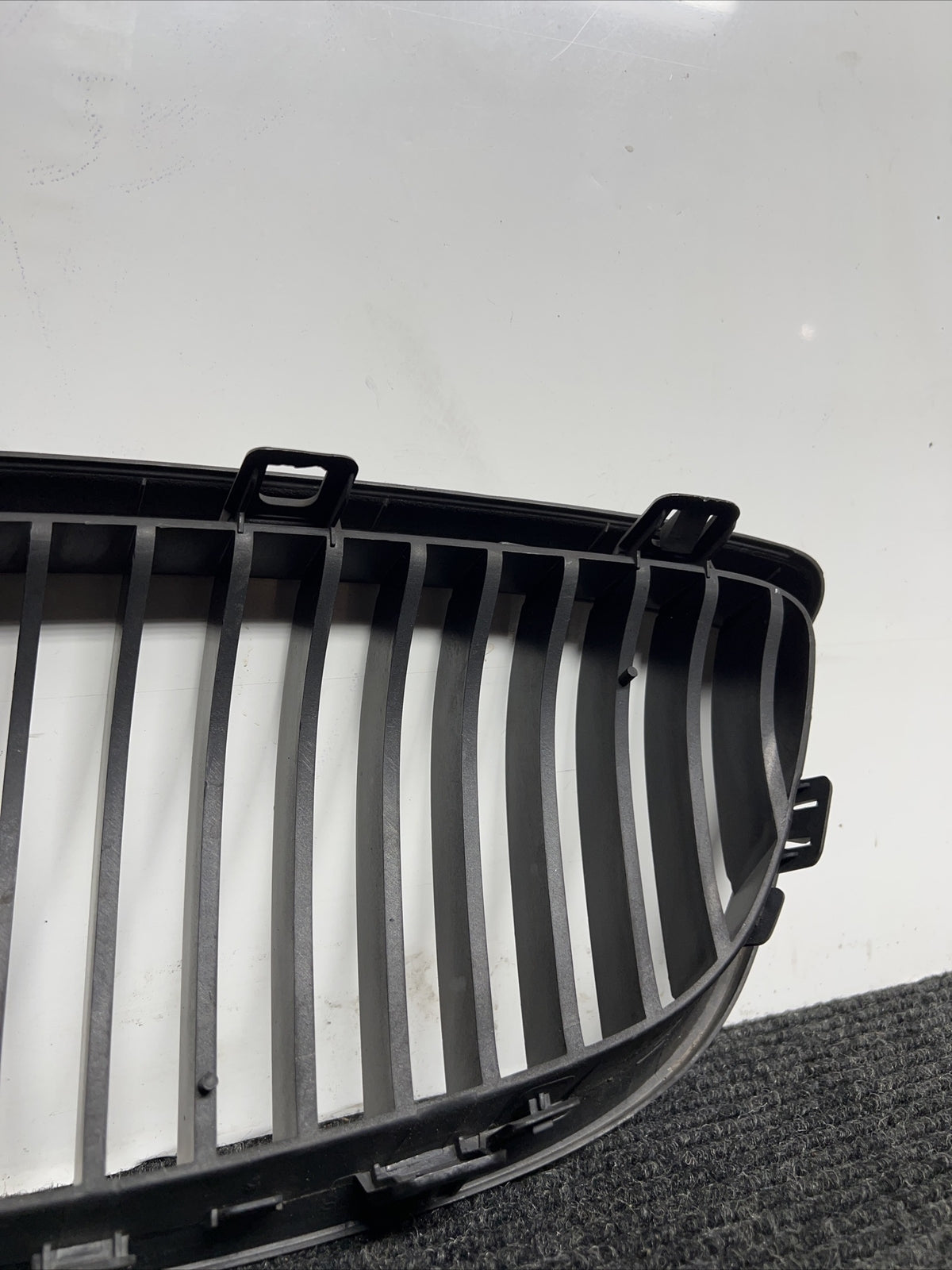 Front Hood Grille Right Passenger Side For BMW OEM# 51137157278 E92 E93 Chrome