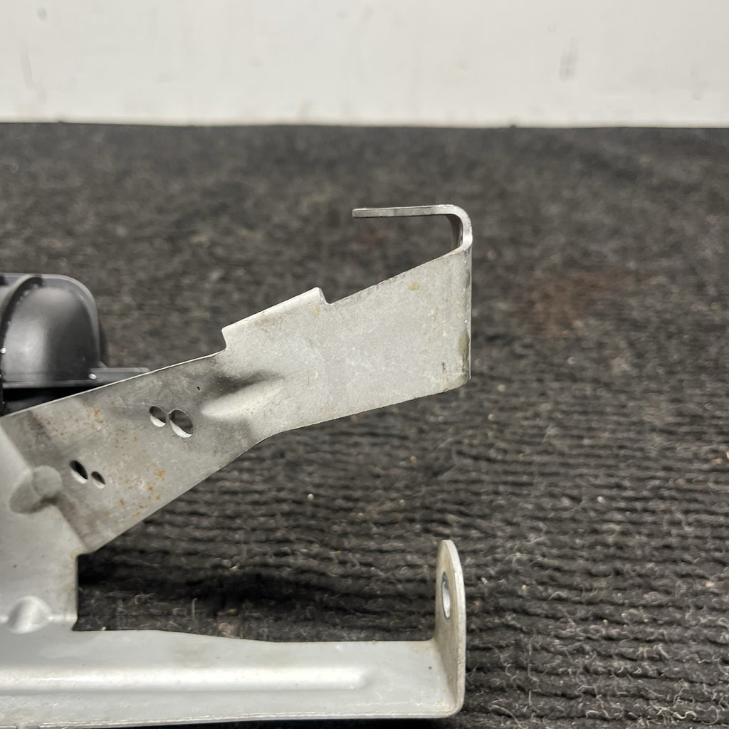 ☑️ 2007-2010 BMW E90 E92 335I N54 ENGINE TURBO CHARGER VACUUM CANNISTER PAIR OEM