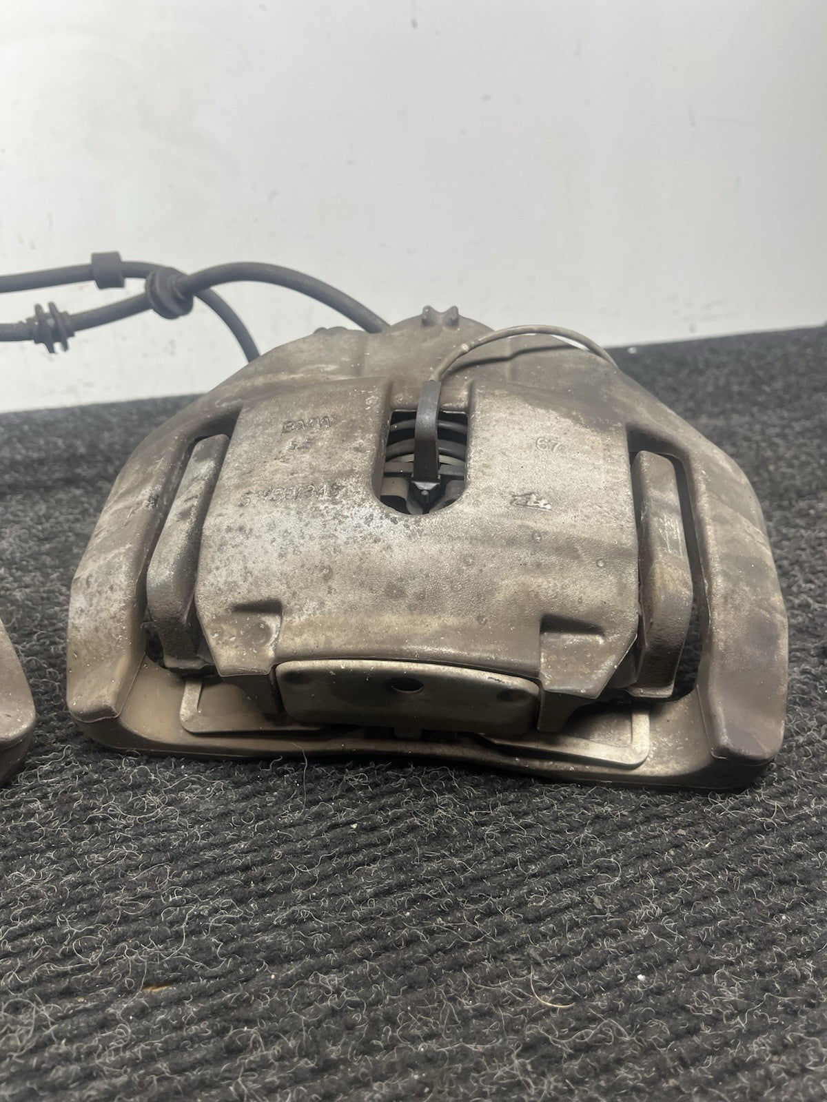 ☑️ 06-11 E90 E91 E92 E93 E84 335 Z4 BMW 335i Front Brake Caliper Set OEM