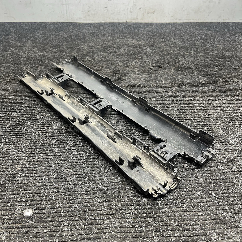 ☑️ 07-13 BMW 335i E92 E90 E93 Over Engine Upper Cable Duct Cover Channel 7532269