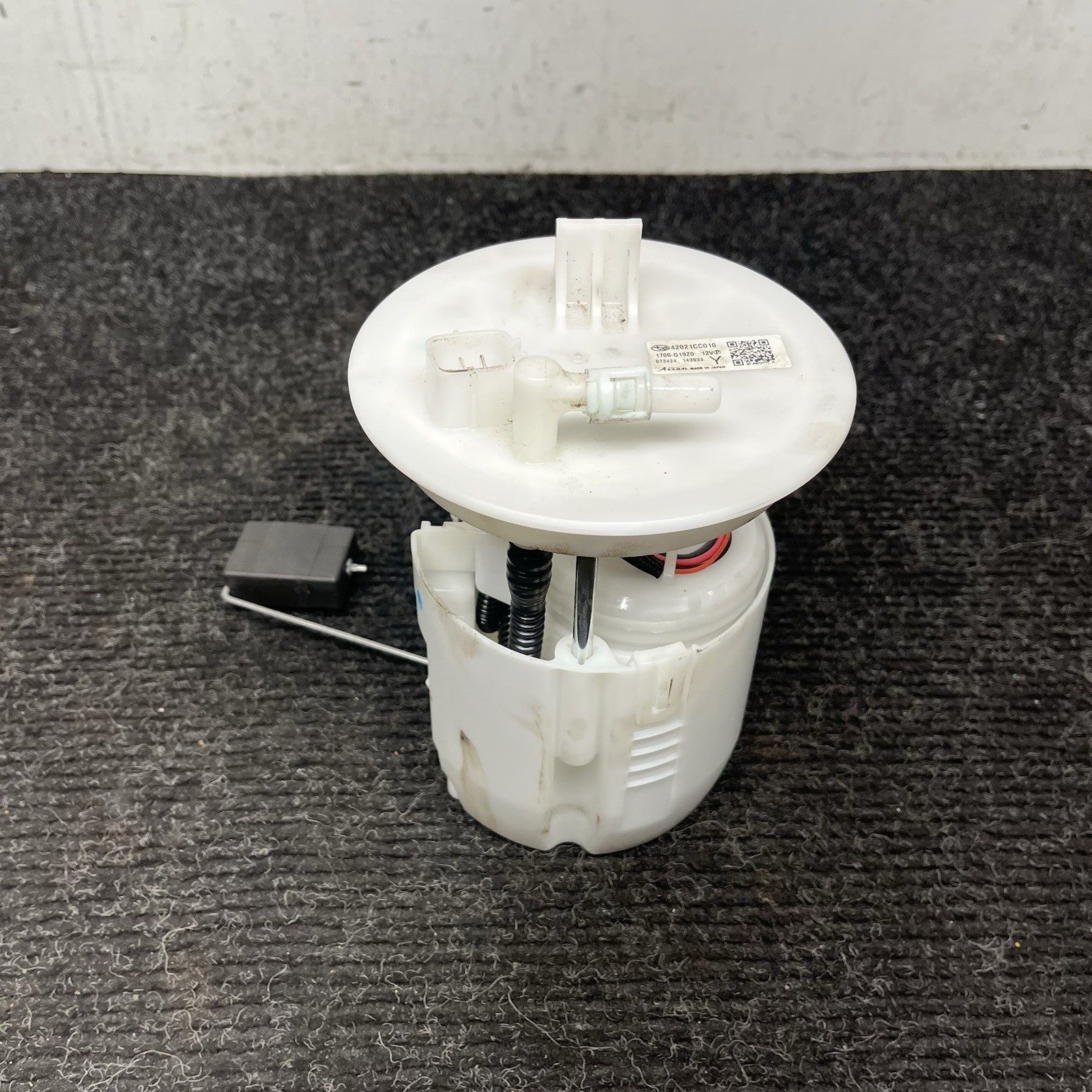 ☑️ 22-25 TOYOTA GR86 2.4L GAS TANK FUEL PUMP SENDING UNIT 42021CC010 OEM