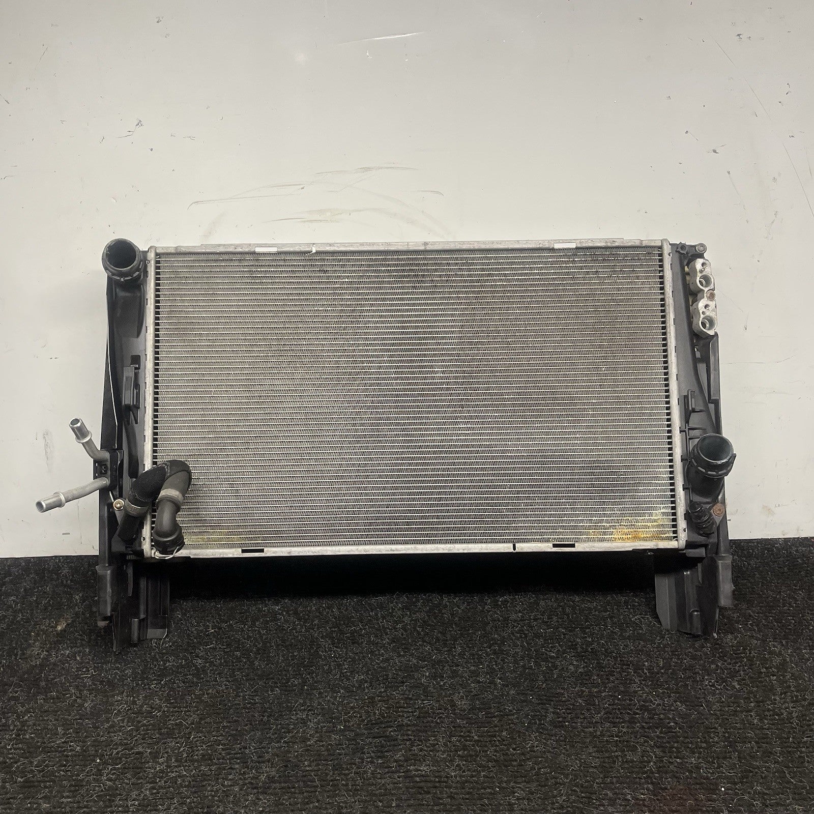 ☑️ 07-13 BMW E92 N54 335i RADIATOR A/T TRANSMISSION OIL COOLER W CONDENSER OEM
