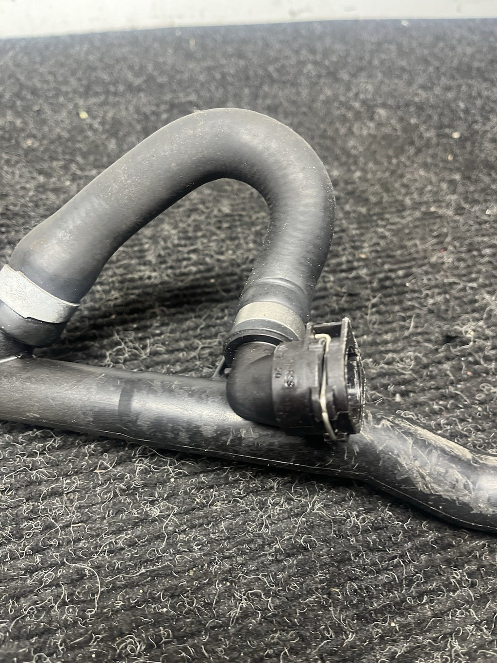☑️ OEM BMW E90 E92 E93 N54 RWD AT Thermostat Hose  Coolant Return Pipe Line