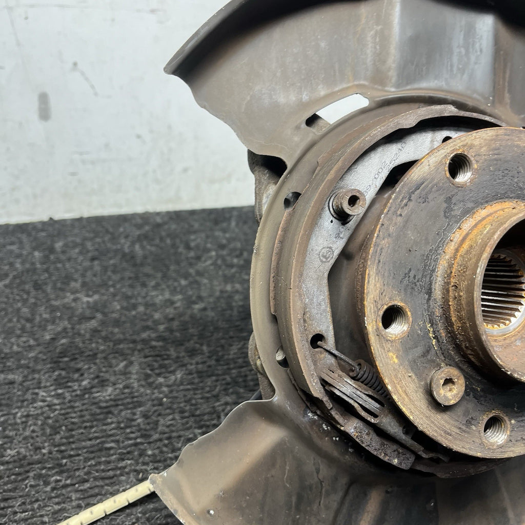☑️ 07-13 BMW E82 E88 E90 E92 E93 Rear Driver Hub Spindle Bearing Knuckle OEM