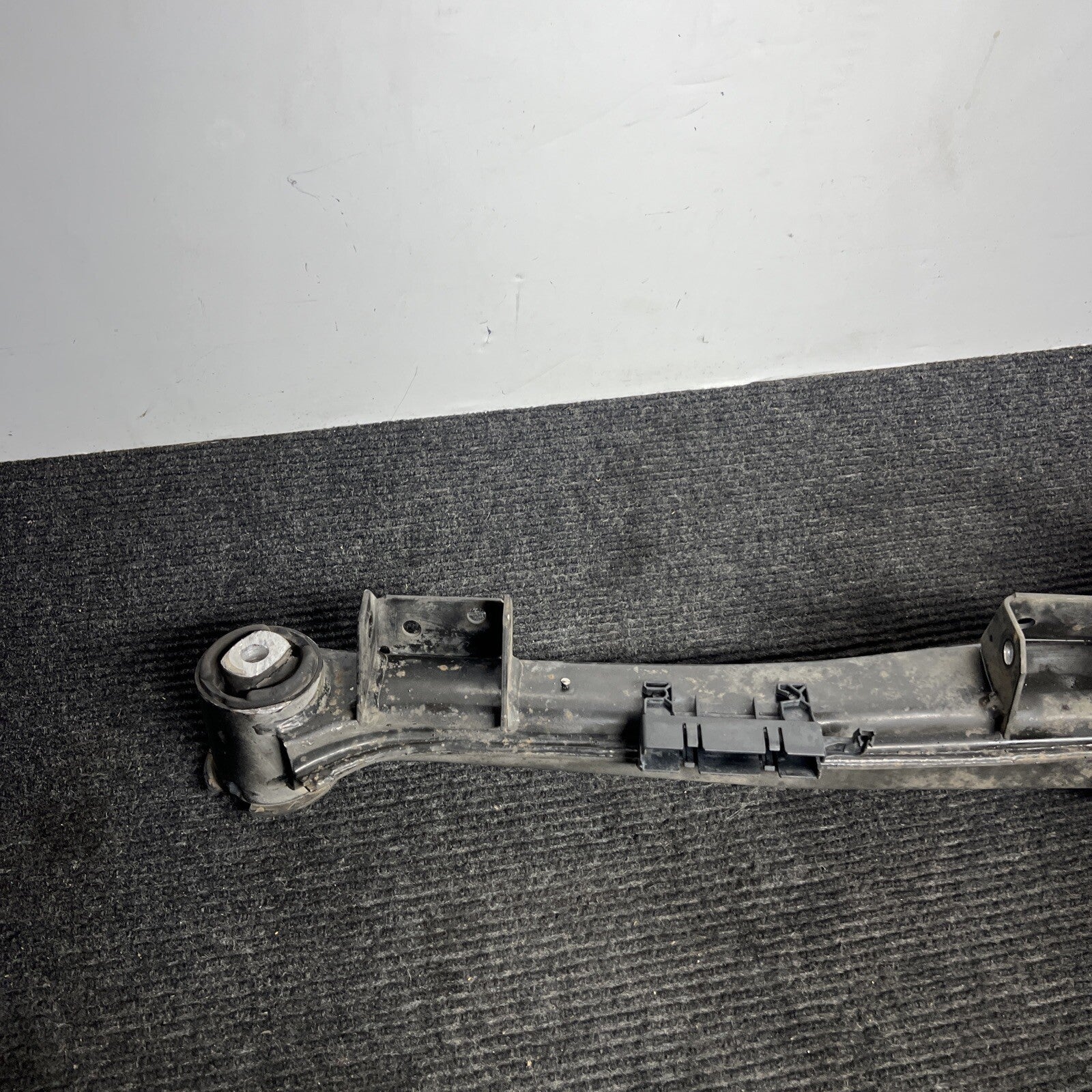 ☑️ 1998-2002 BMW Z3 Roadster Coupe Rear Subframe Carrier OEM